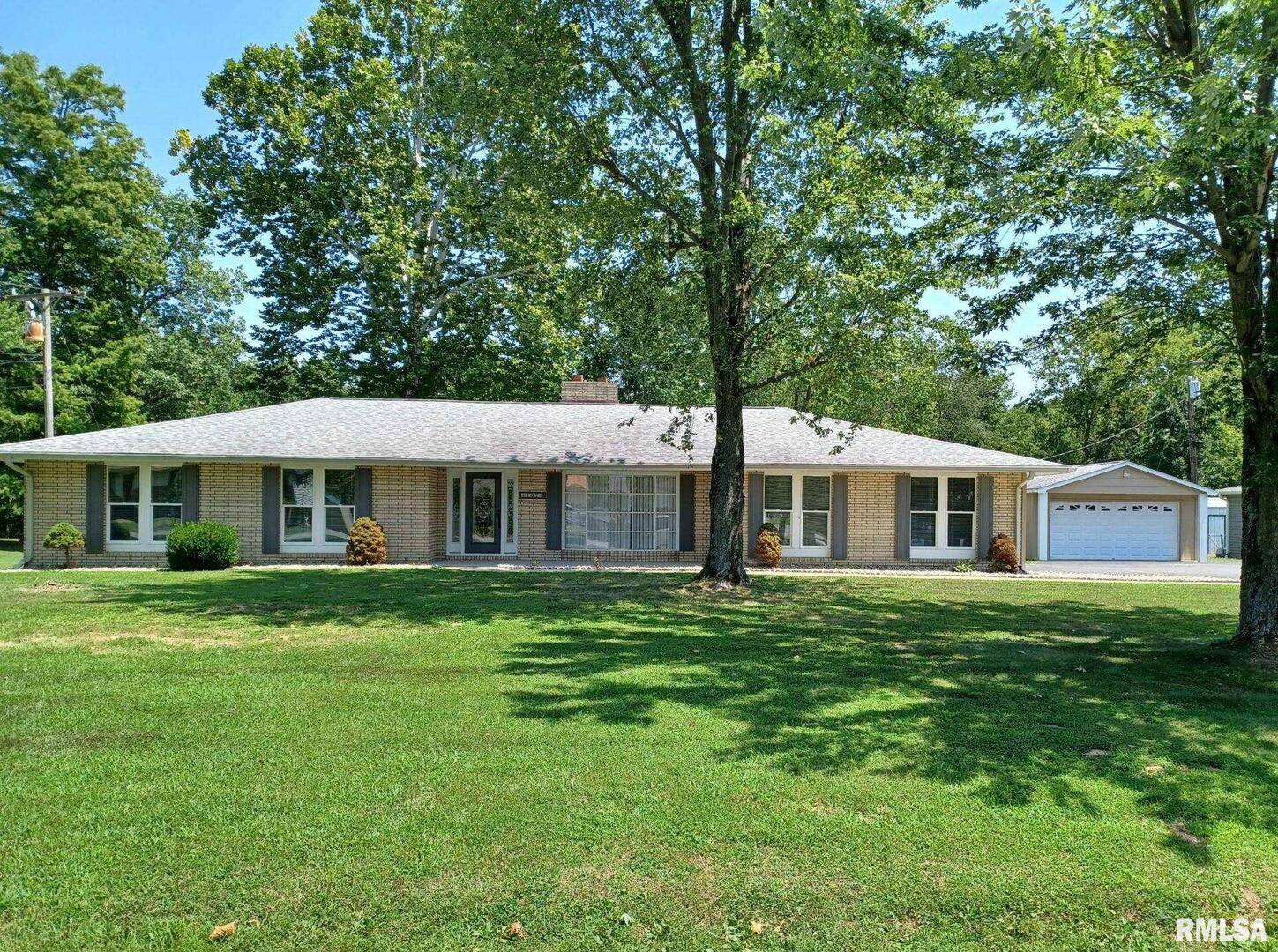 107 Belinda DR, Marion, IL 62959