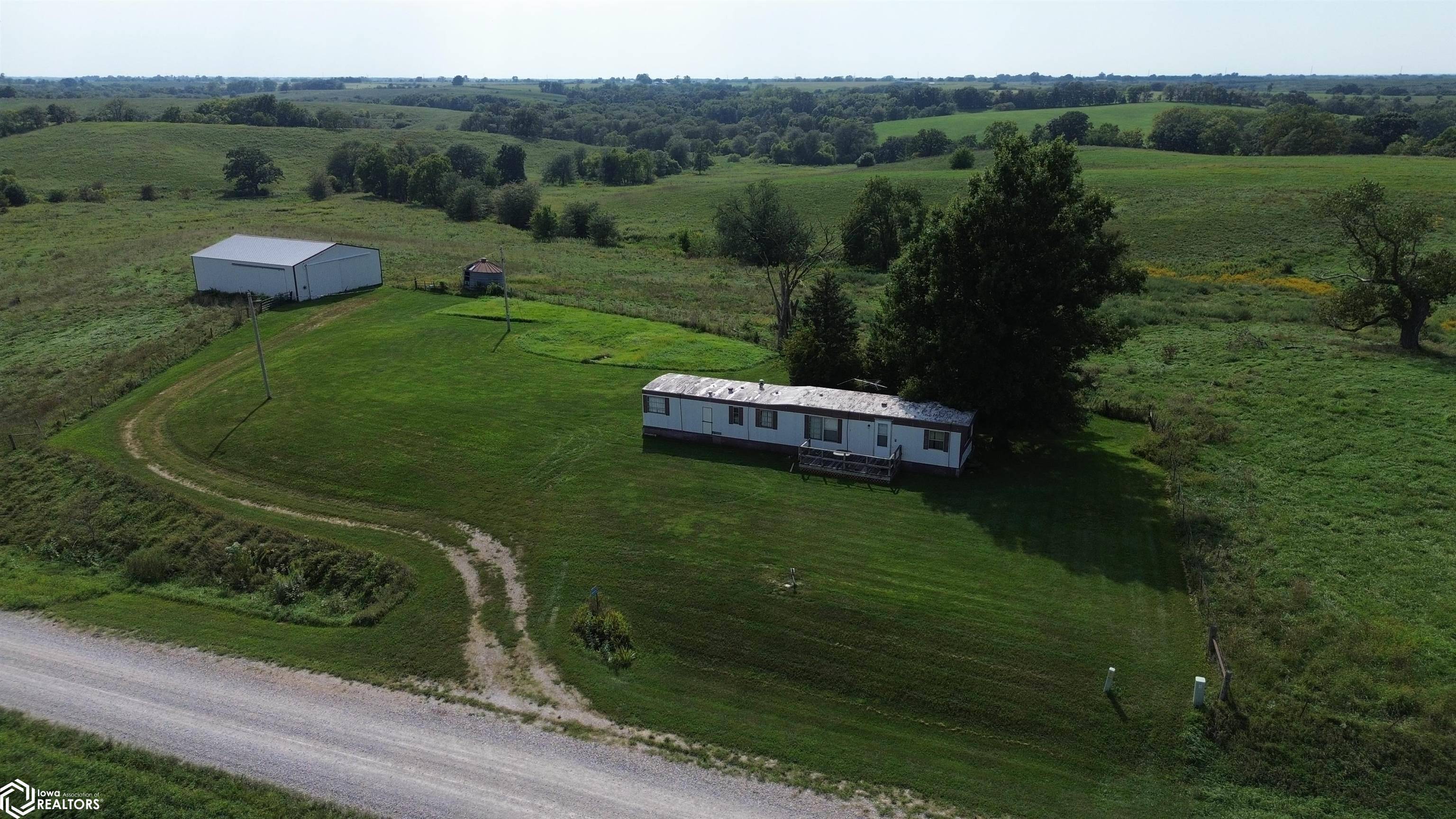 110 A Cedar AVE, Bloomfield, IA 52537