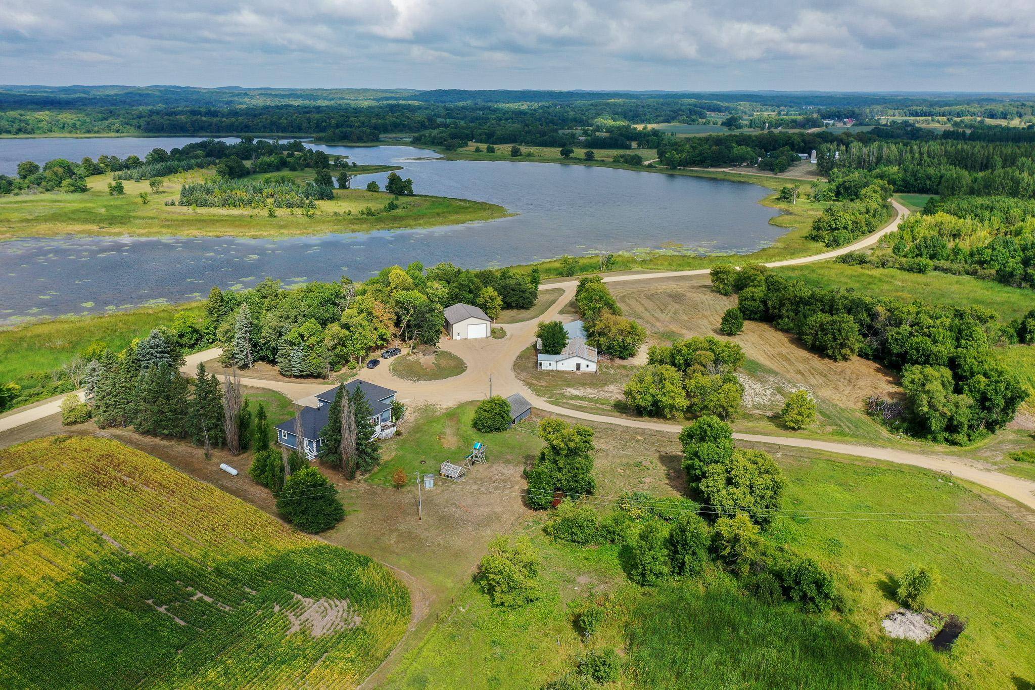 34306 300th AVE, Dent, MN 56528