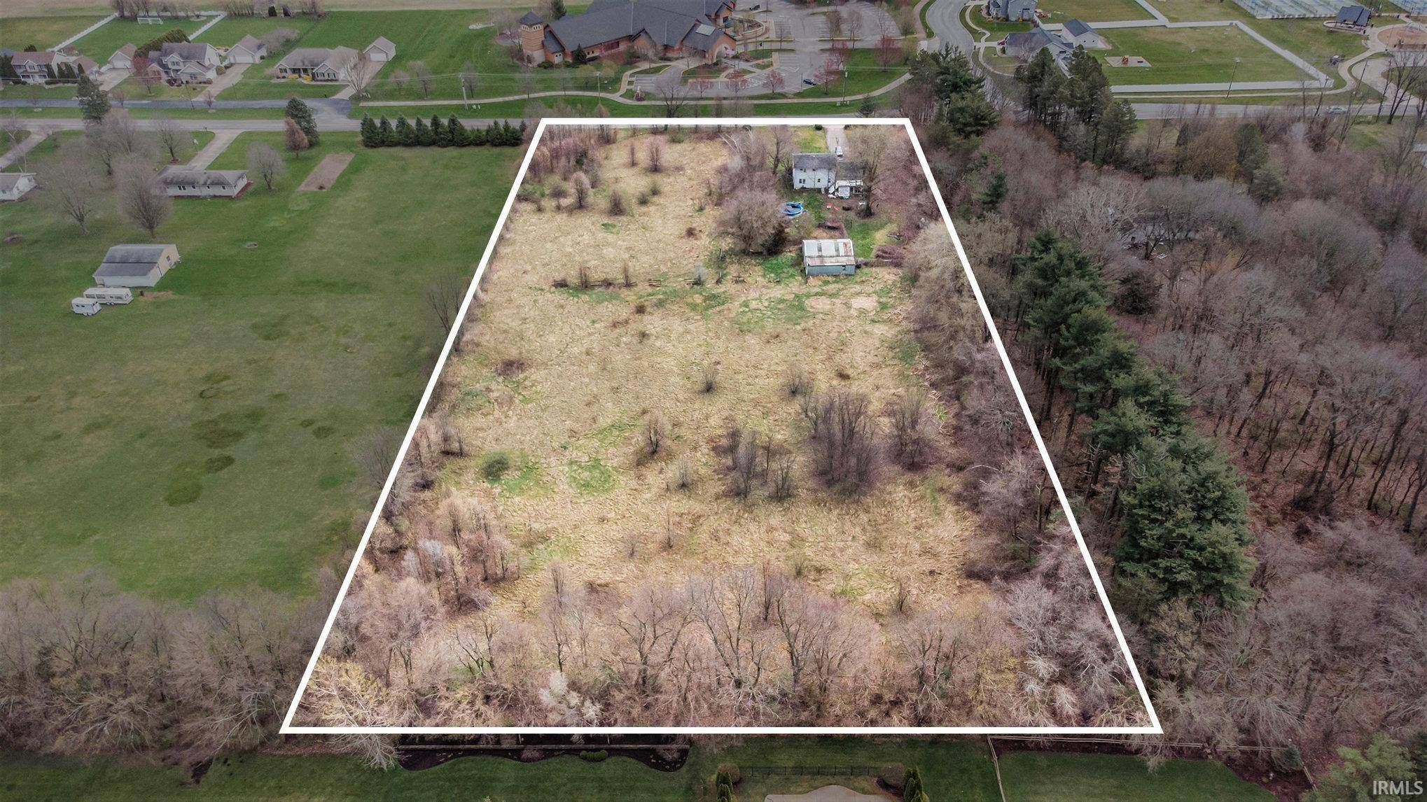 51405 Elm RD, Granger, IN 46530-8640