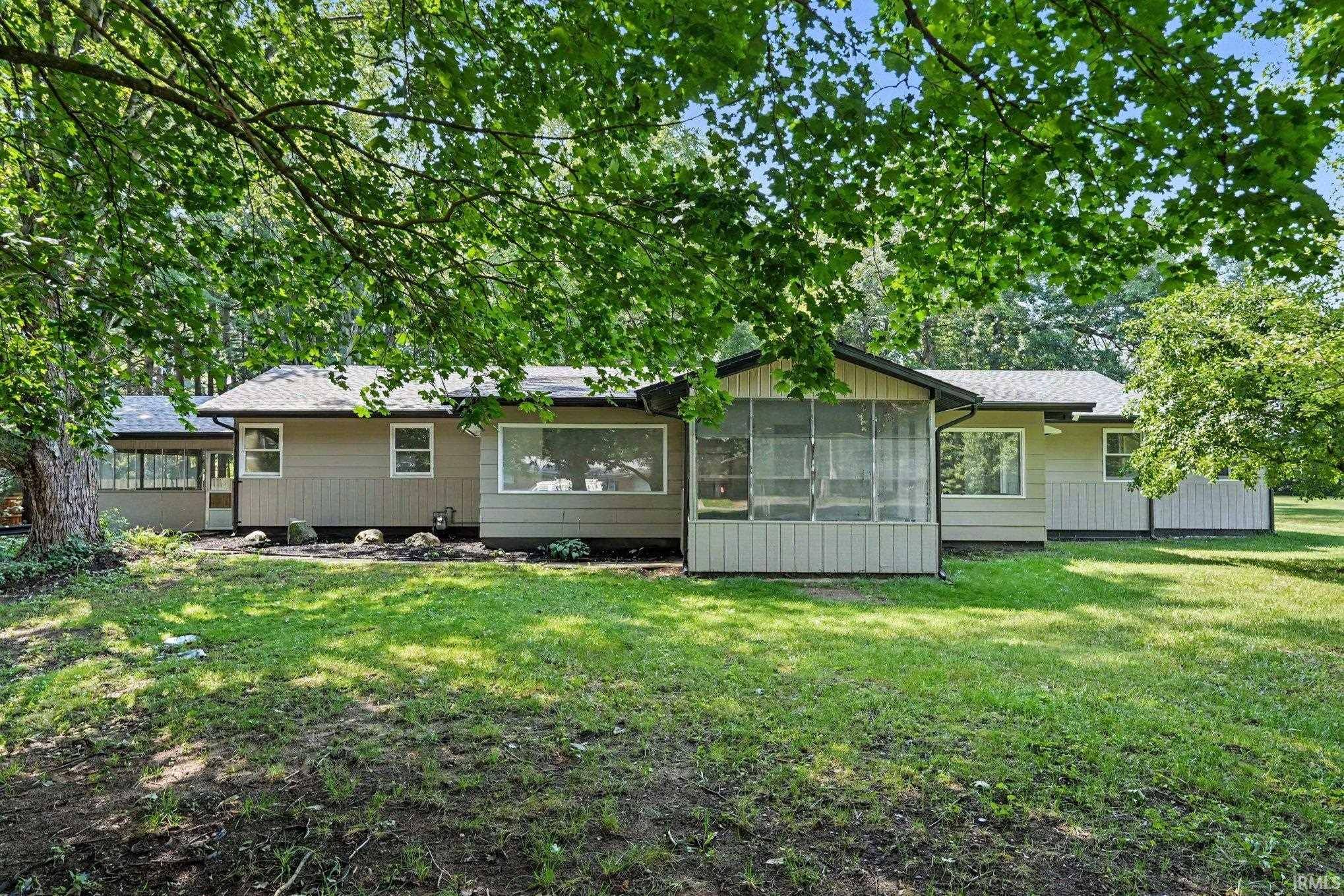 56825 Elmer AVE, South Bend, IN 46619-2209