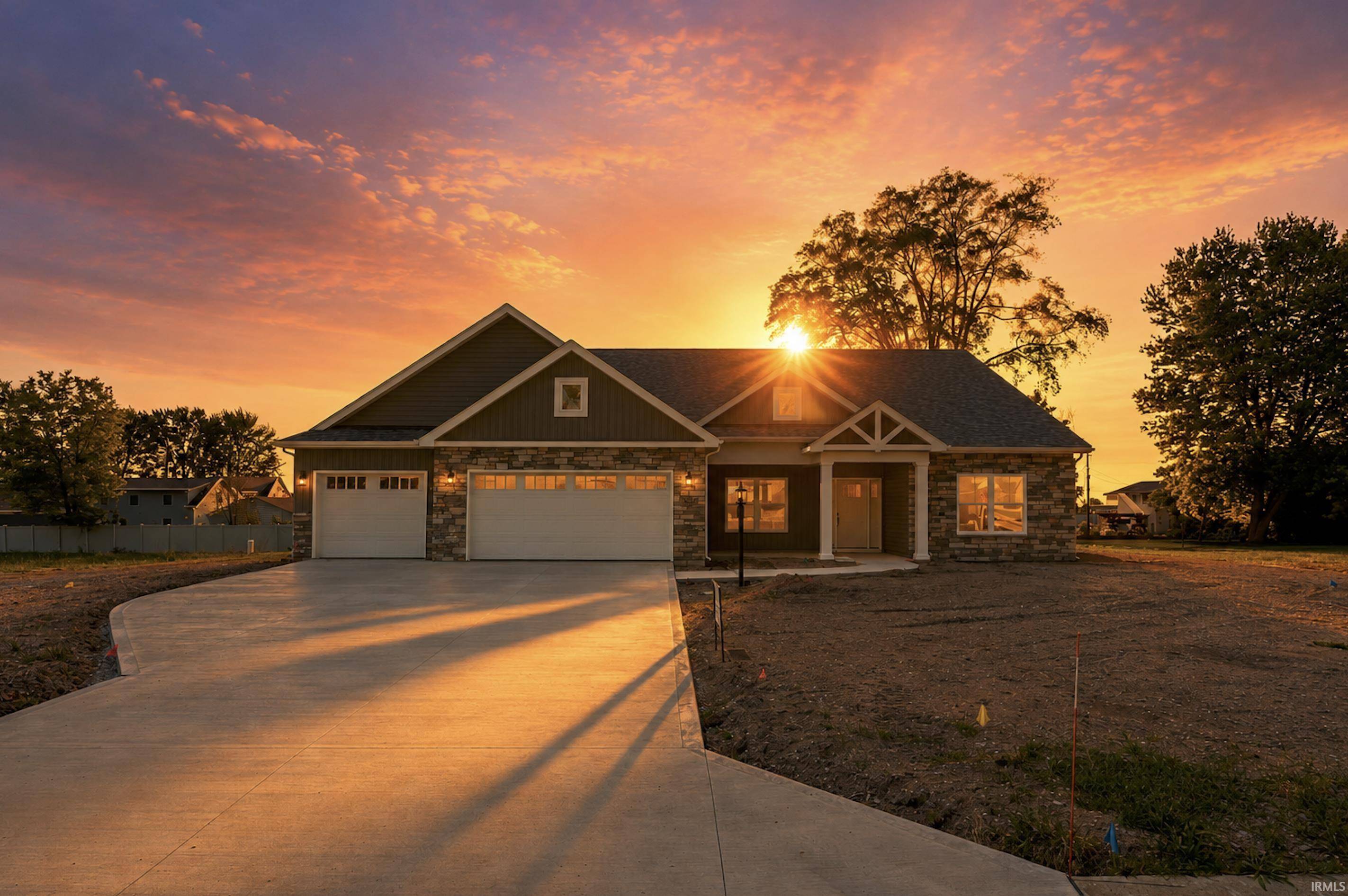 3429 E Autumn TRL, Warsaw, IN 46582