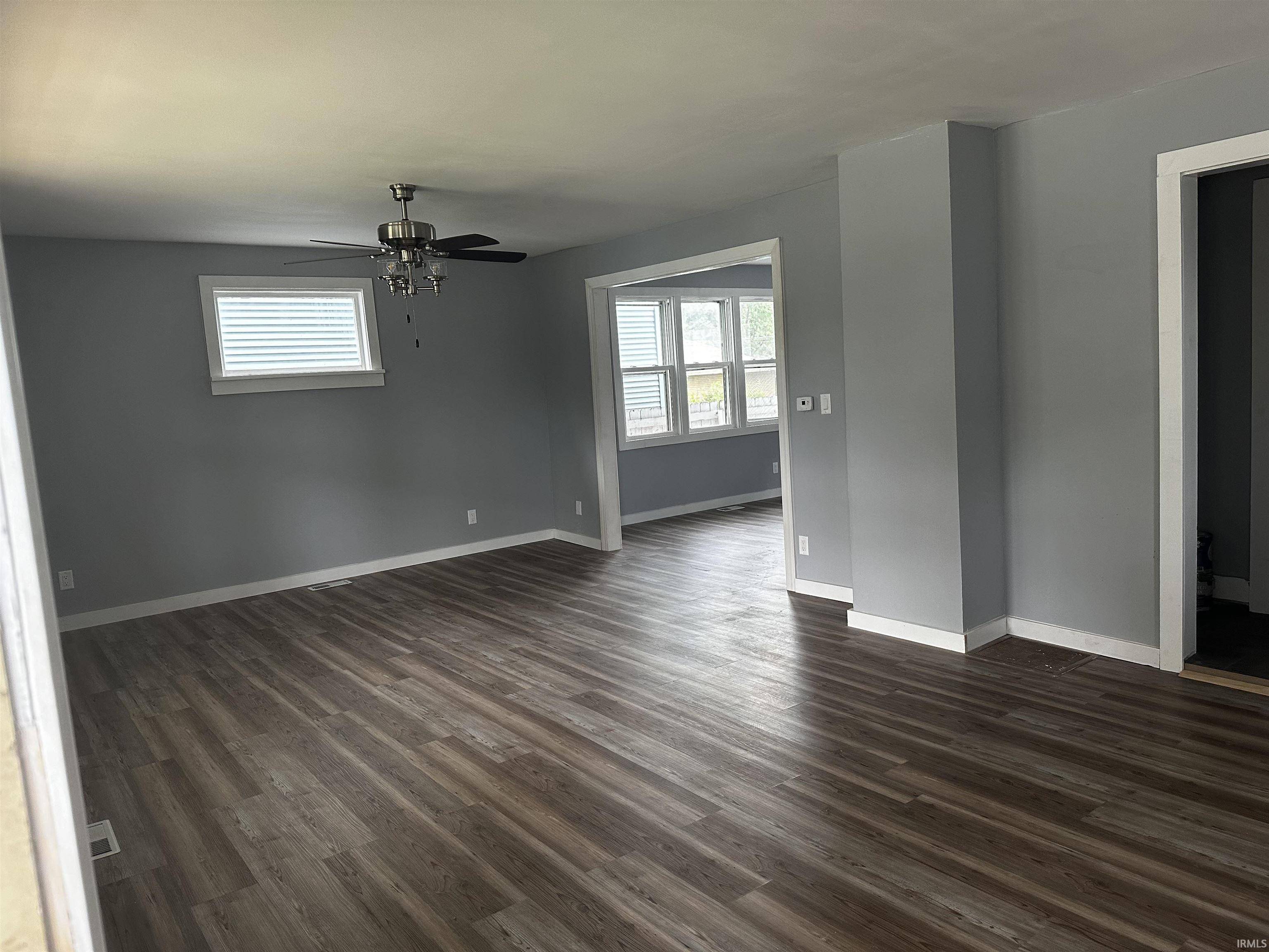 406 E Broadway ST, South Bend, IN 46601