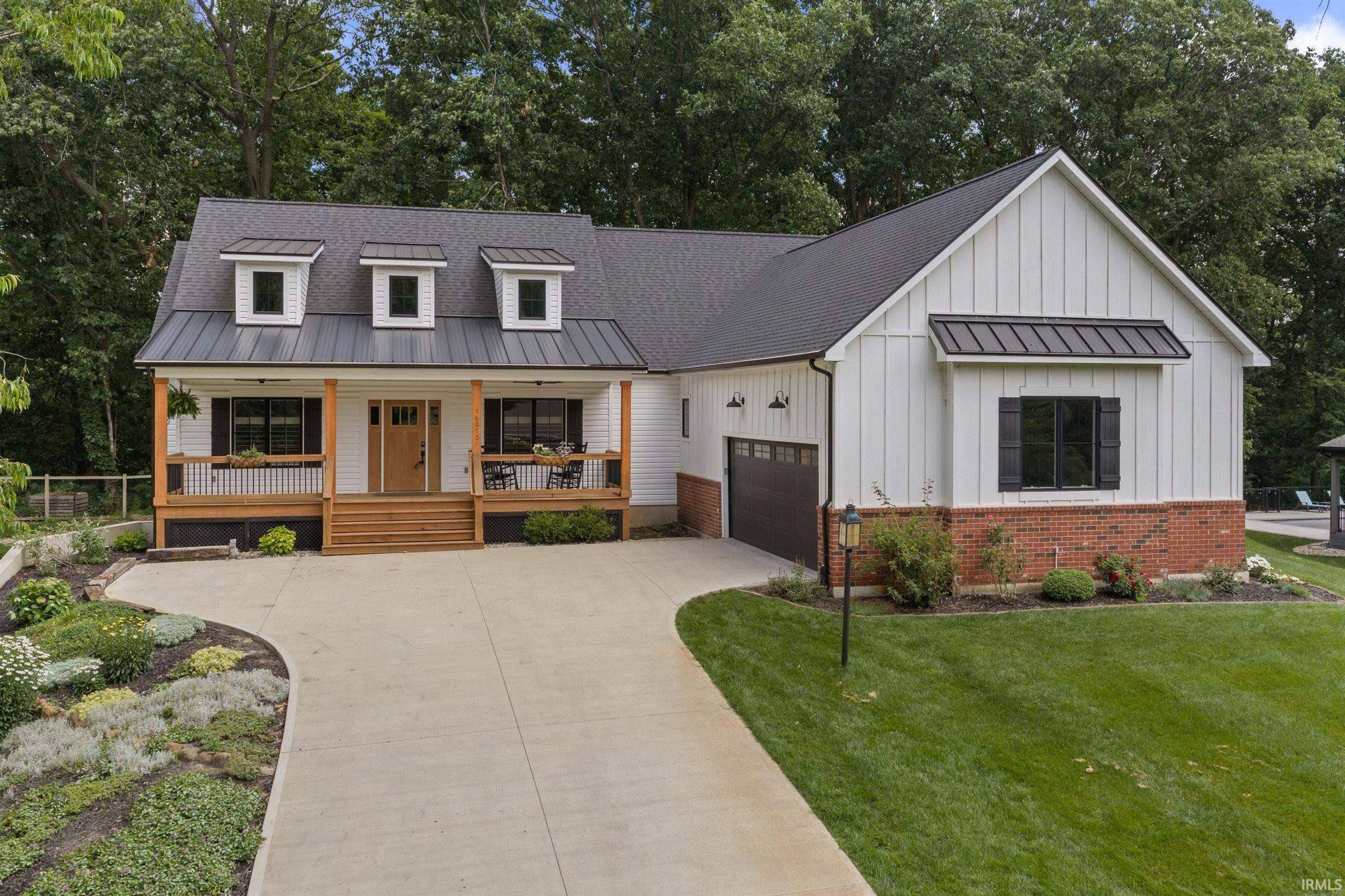 56070 Dana DR, Bristol, IN 46507-9512