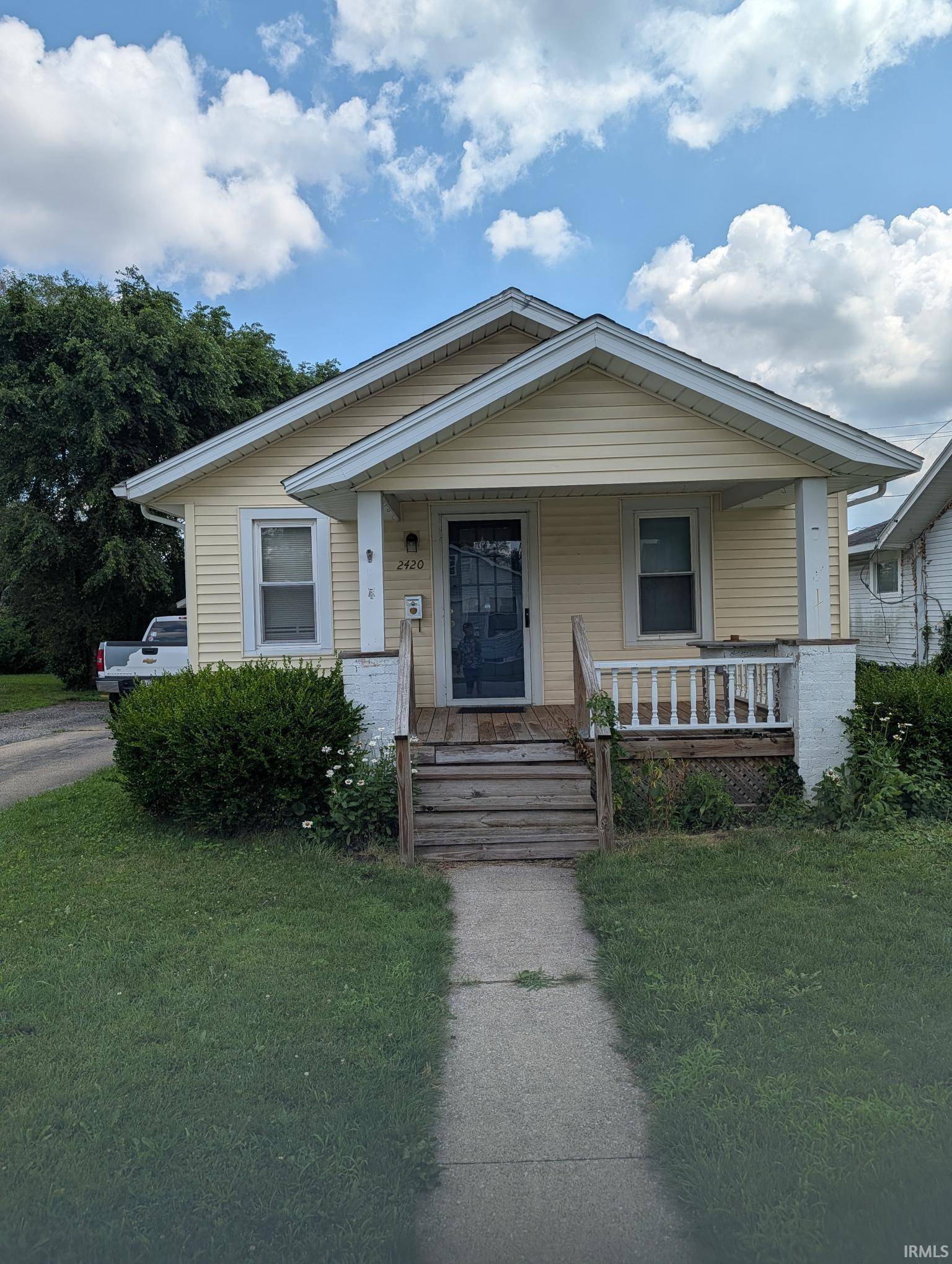 2420 Morton AVE, Elkhart, IN 46517