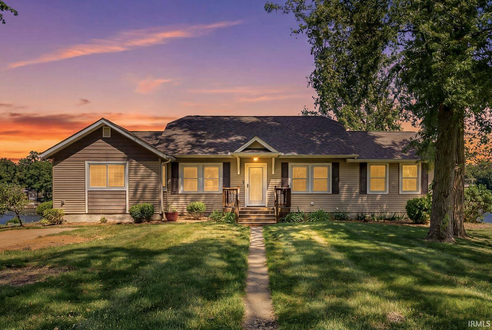 10287 Vistula RD, Osceola, IN 46561