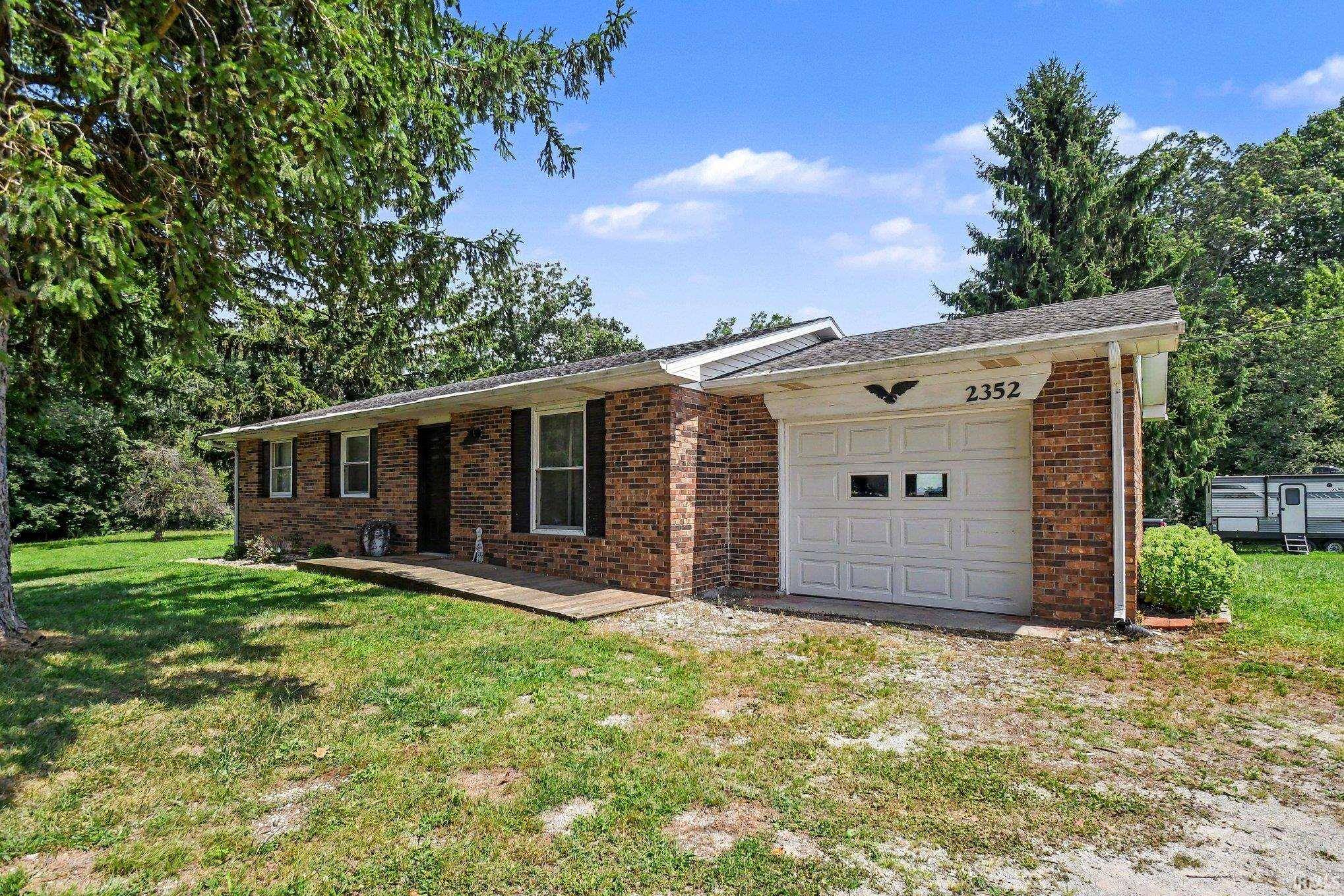 2352 S 400 W RD, Warsaw, IN 46580
