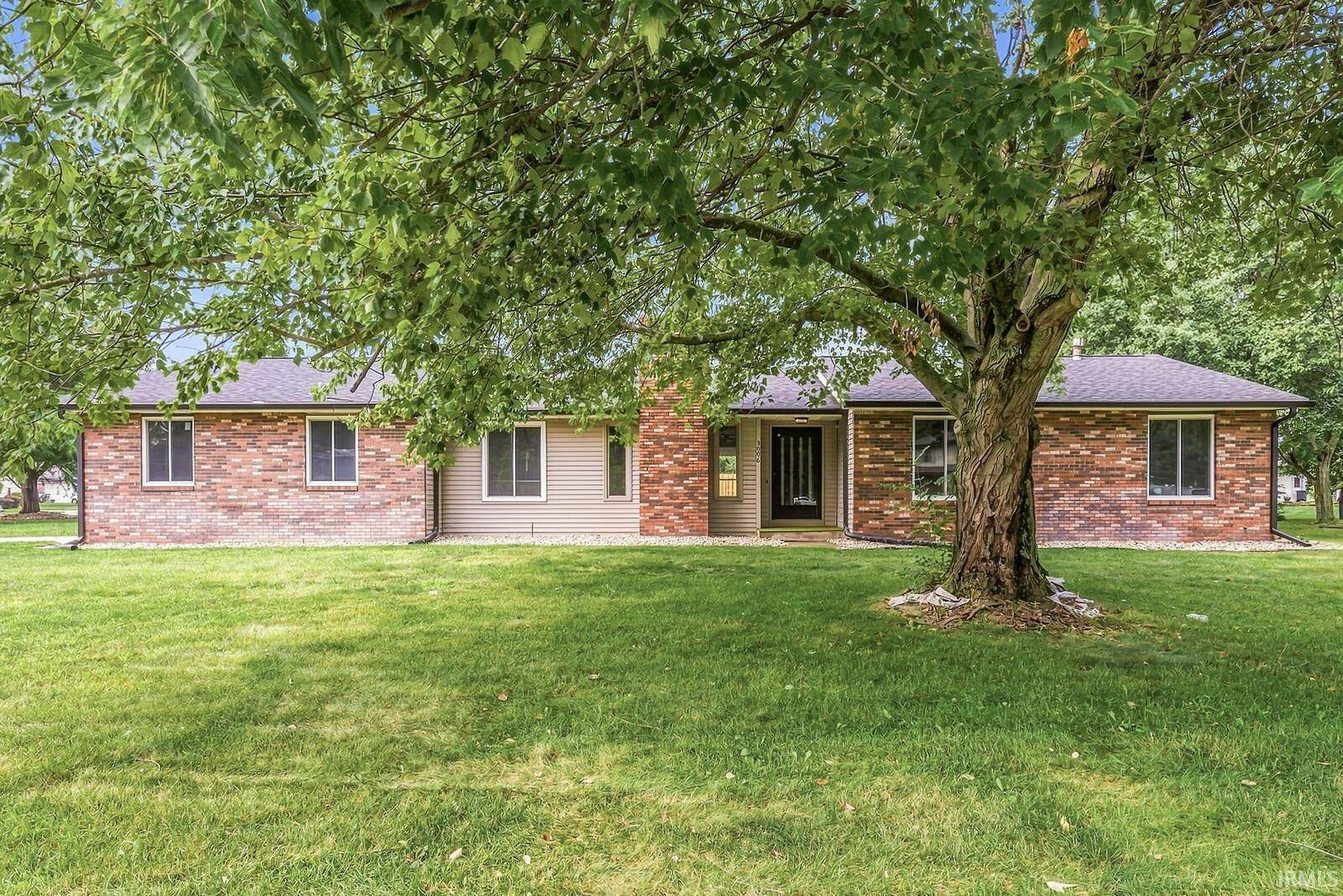 3006 Marshwood RD, Goshen, IN 46528