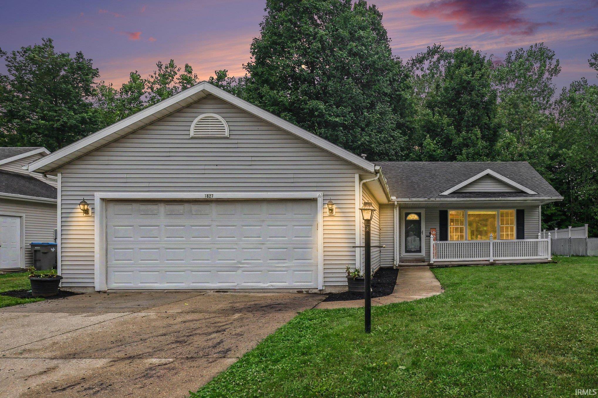 1627 Aspen DR, Goshen, IN 46526