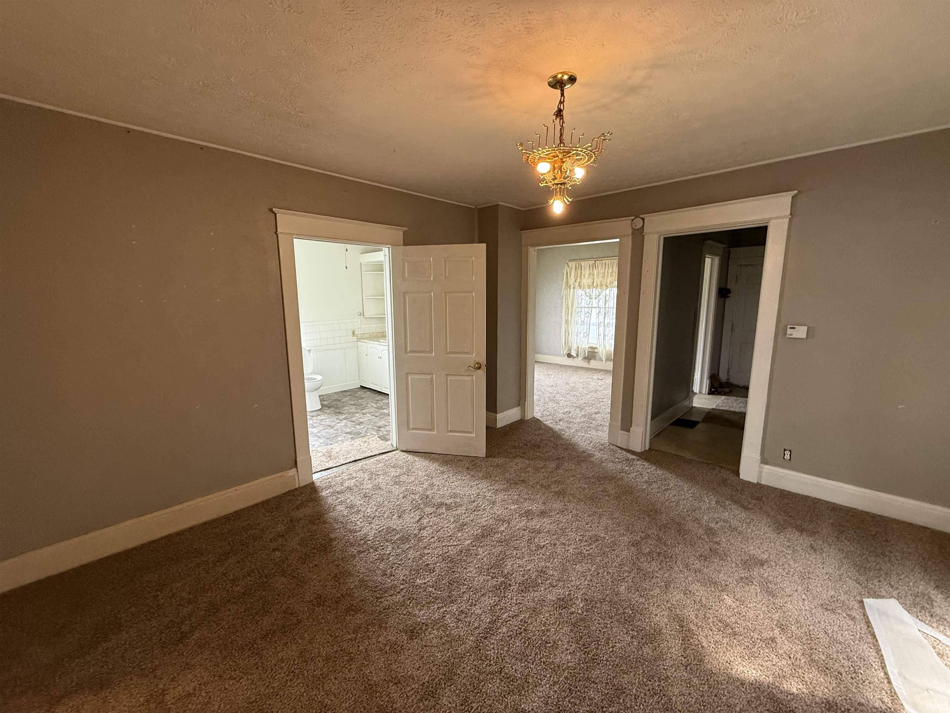 311 W Ewing AVE, South Bend, IN 46613