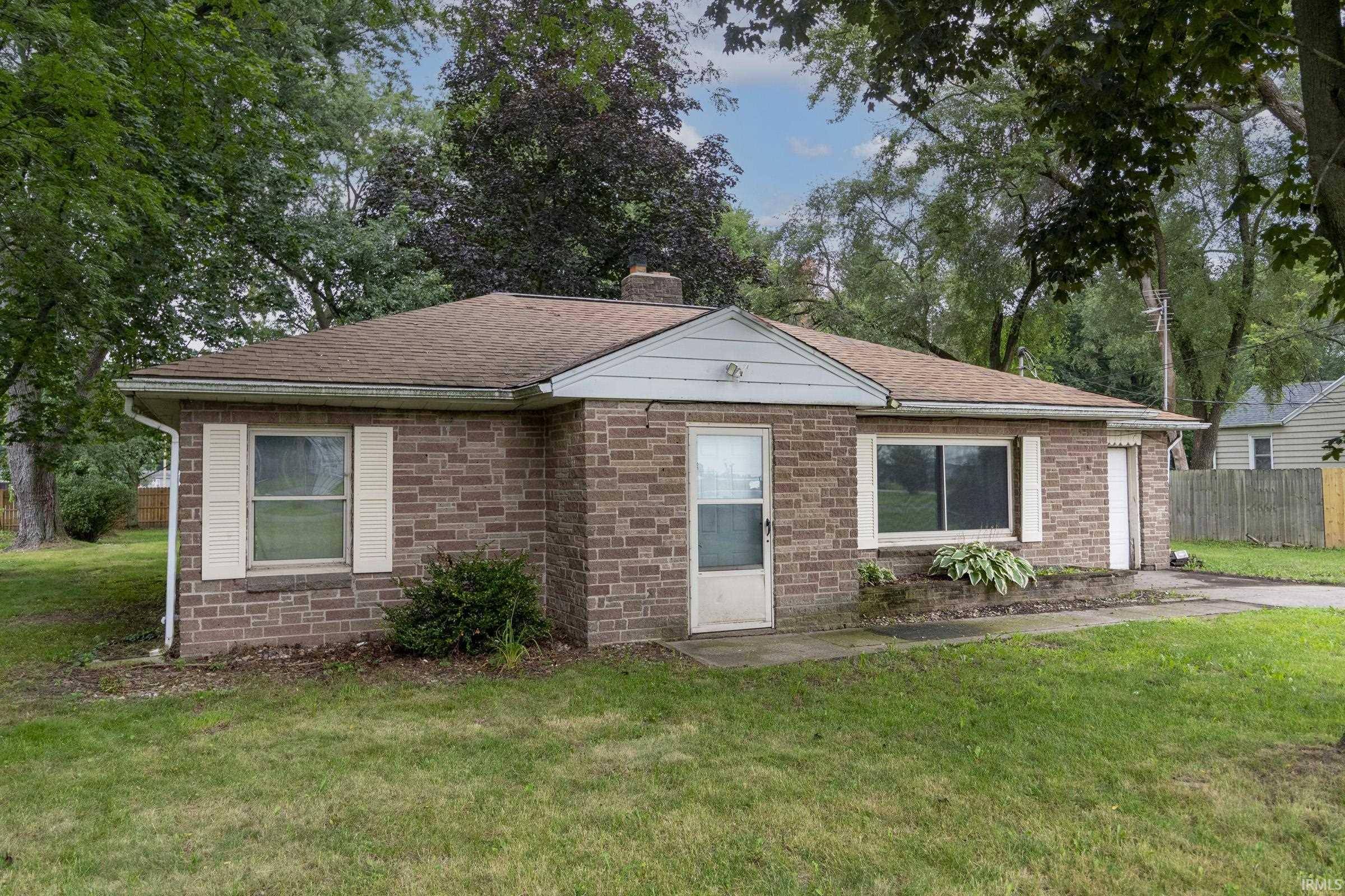 54039 County Road 5 ***, Elkhart, IN 46514