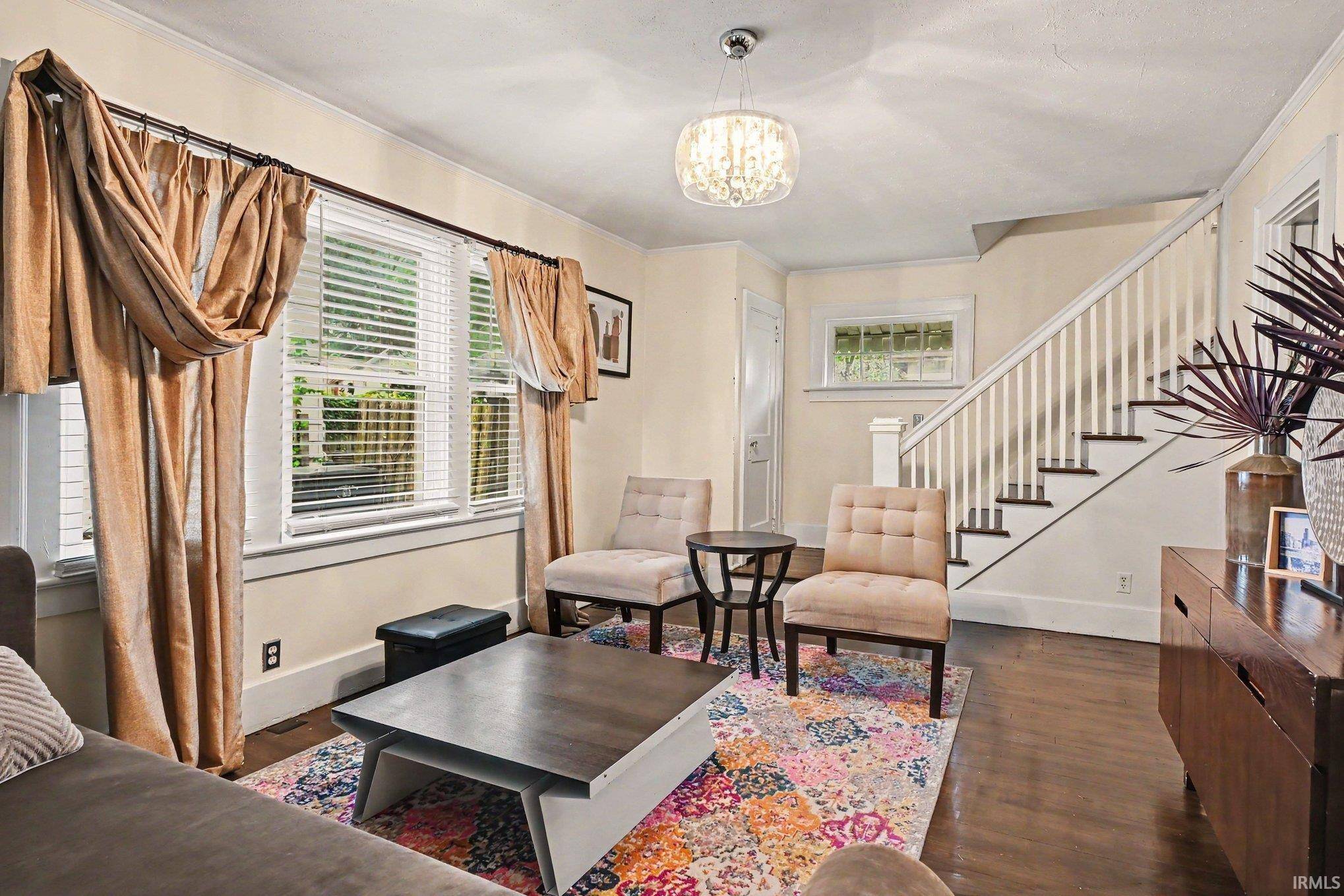 1269 Woodward AVE, South Bend, IN 46616-1527