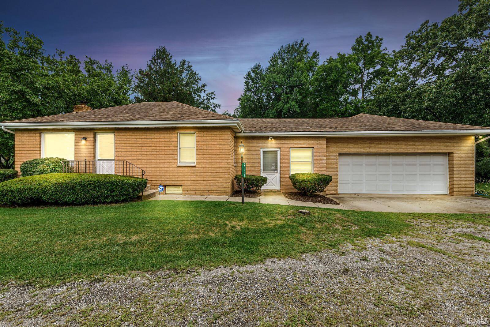 55769 Mayflower RD, South Bend, IN 46619