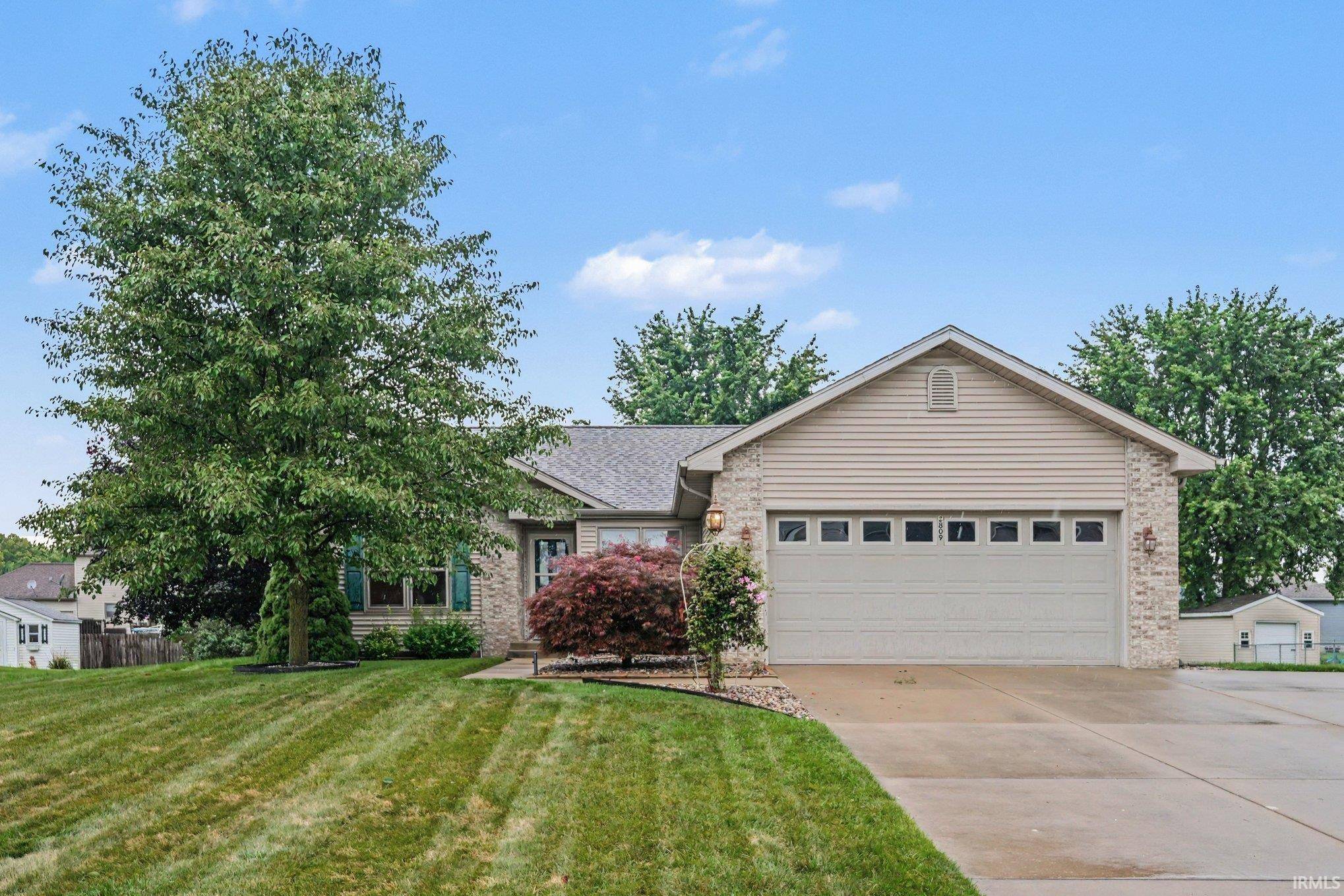 3809 Streamview CT, Mishawaka, IN 46544-6298