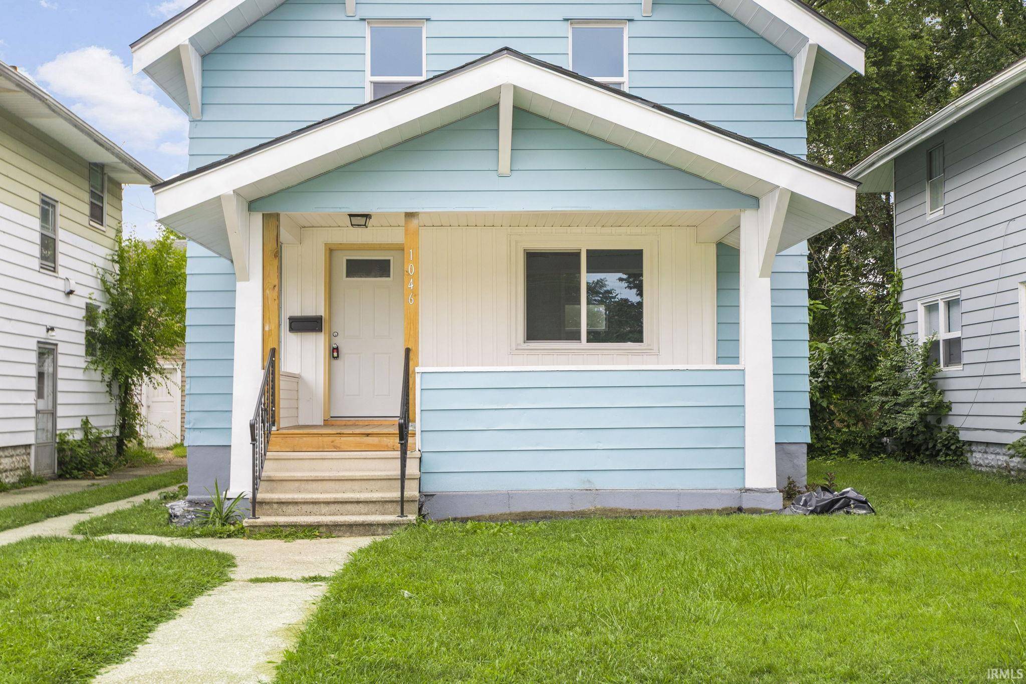 1046 Lawndale AVE, South Bend, IN 46628