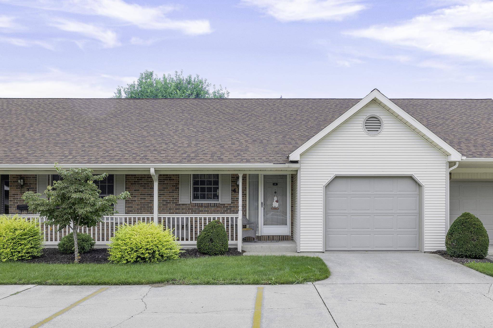 1415-4 Pembrooke CIR, Goshen, IN 46526