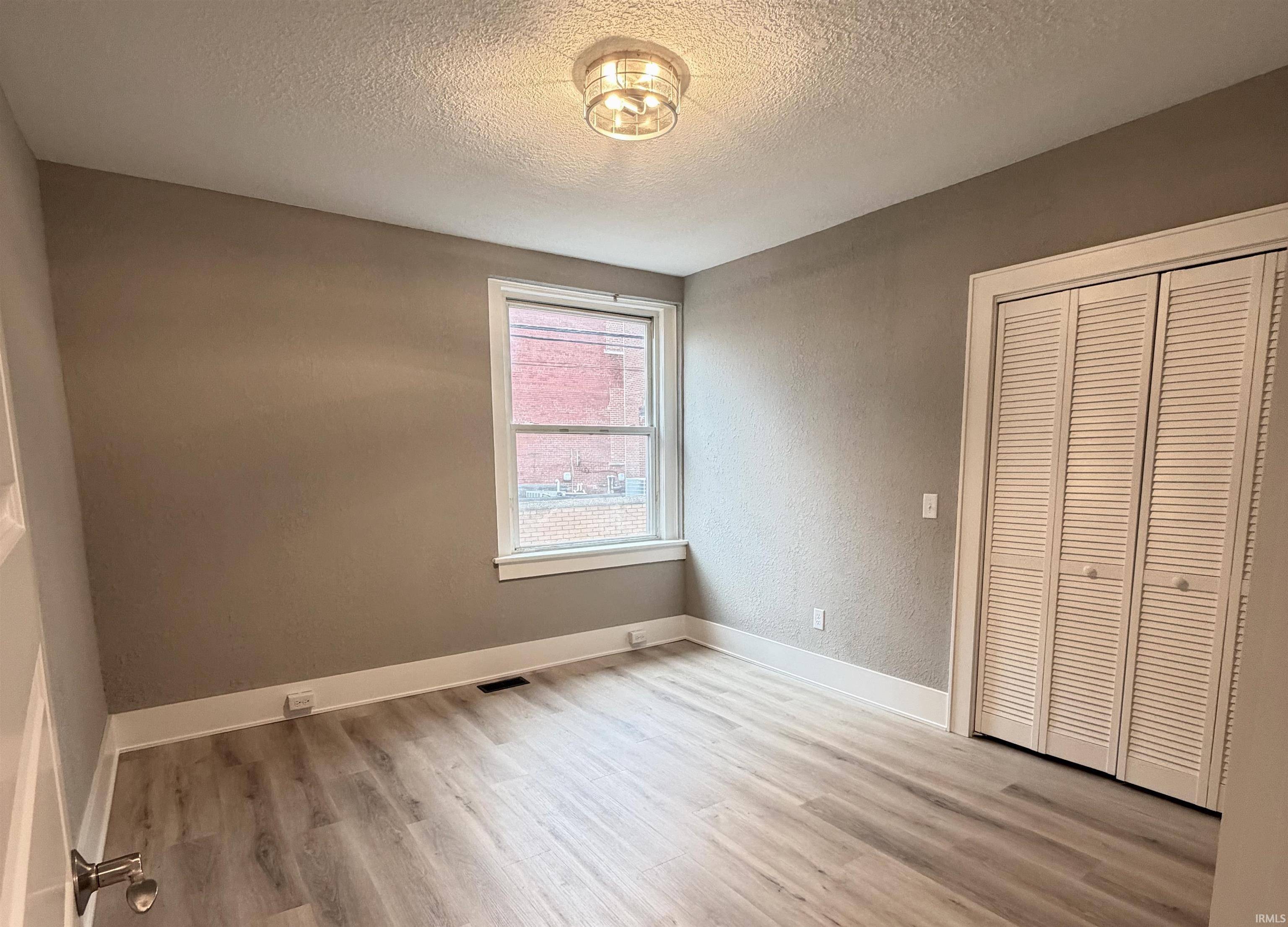 112 E Center ST #Suite B, Warsaw, IN 46580