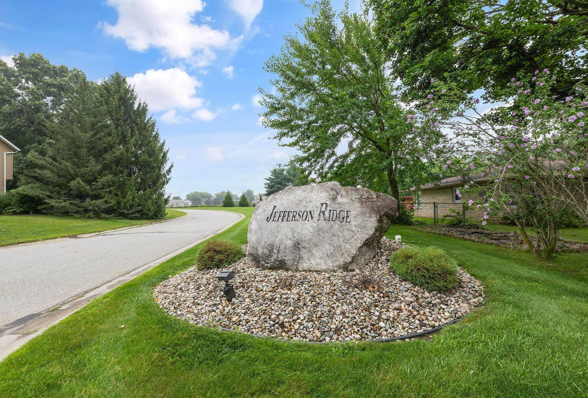 18865 Fillmore DR, Goshen, IN 46528