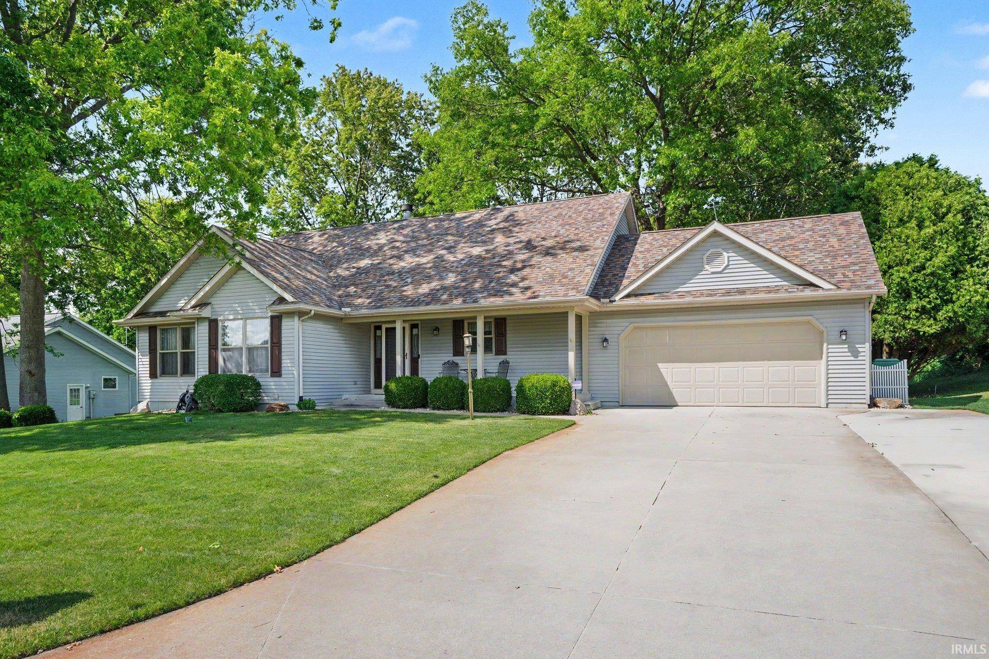 26391 Traders Post LN, South Bend, IN 46619-9692