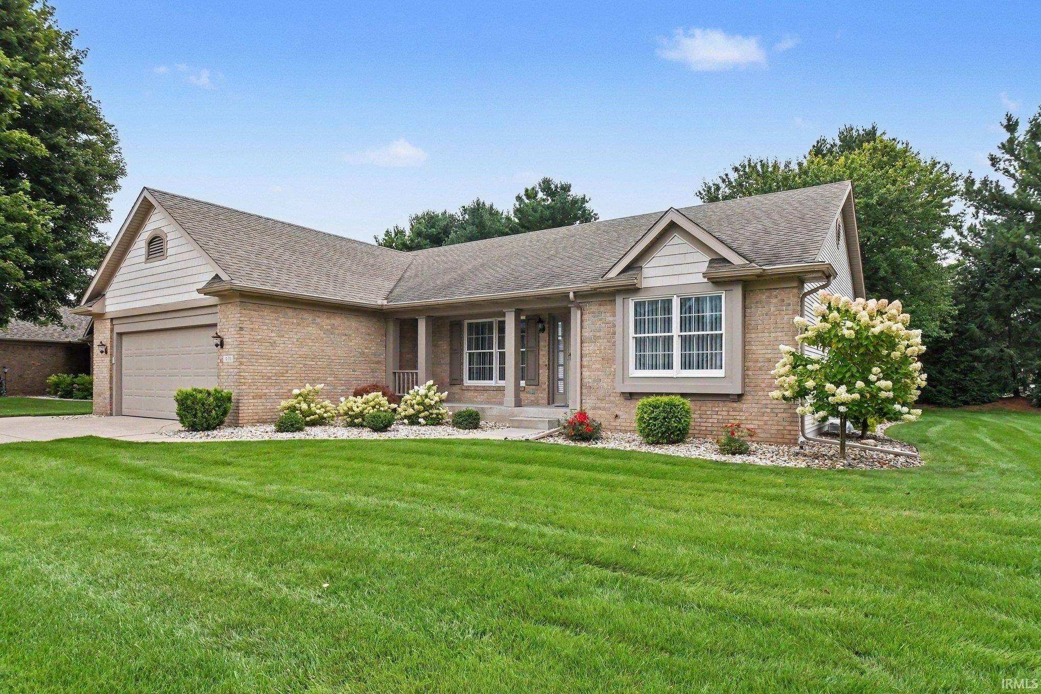 1630 Garland DR, Goshen, IN 46526-4682