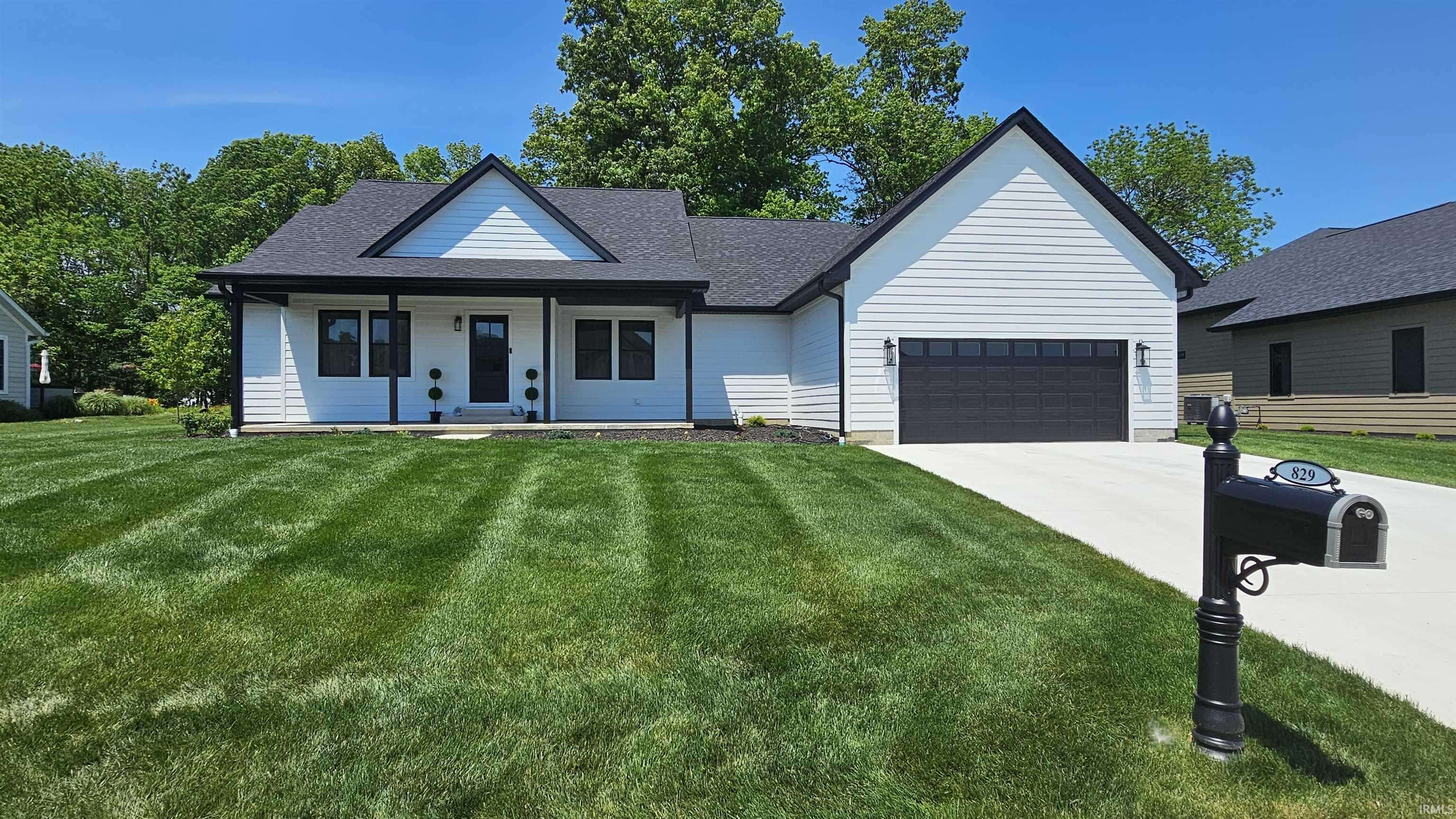 829 Spyglass Hill DR, Bedford, IN 47421-9295