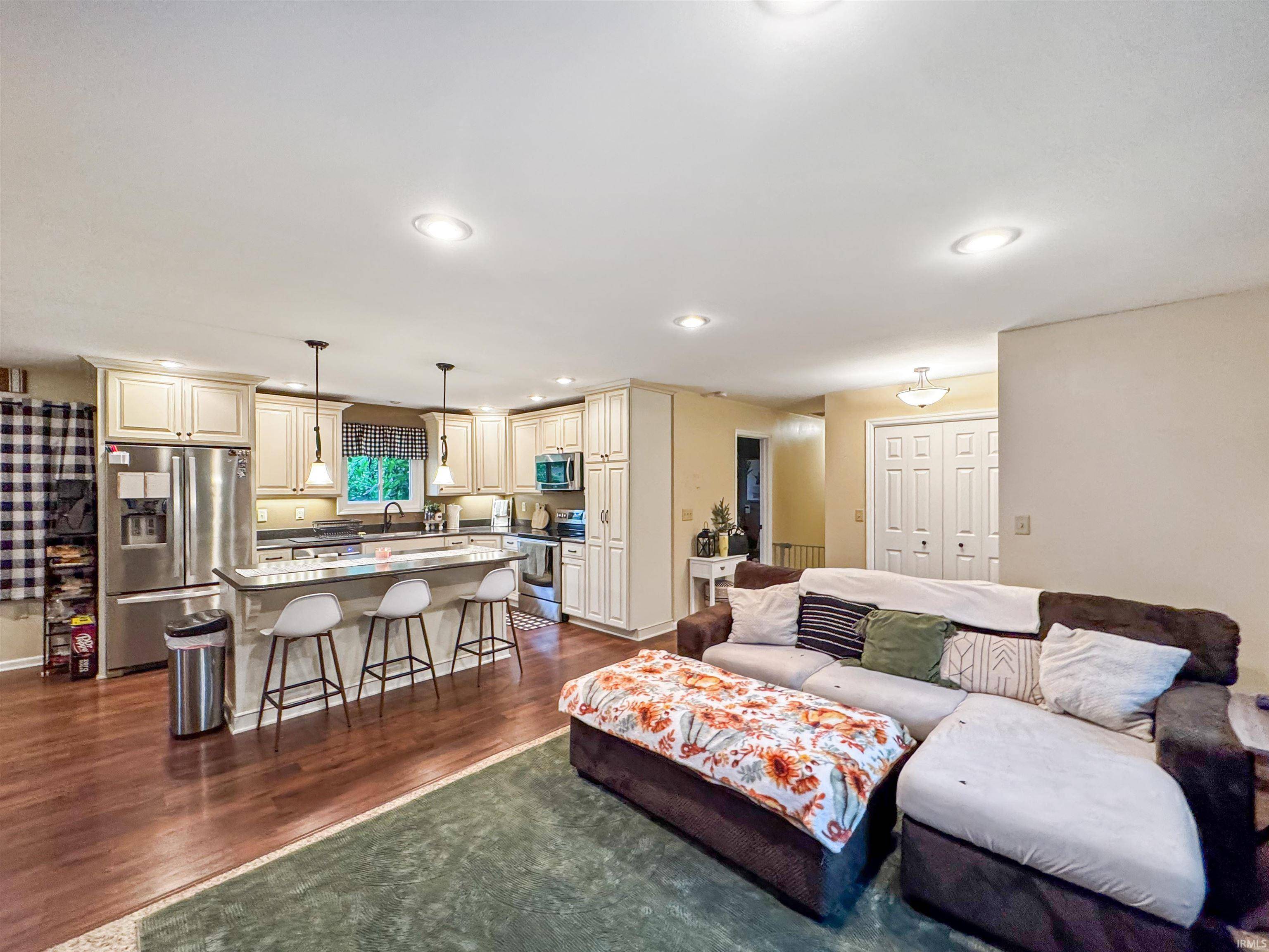 10 Truesdel RD, Quincy, IN 47456