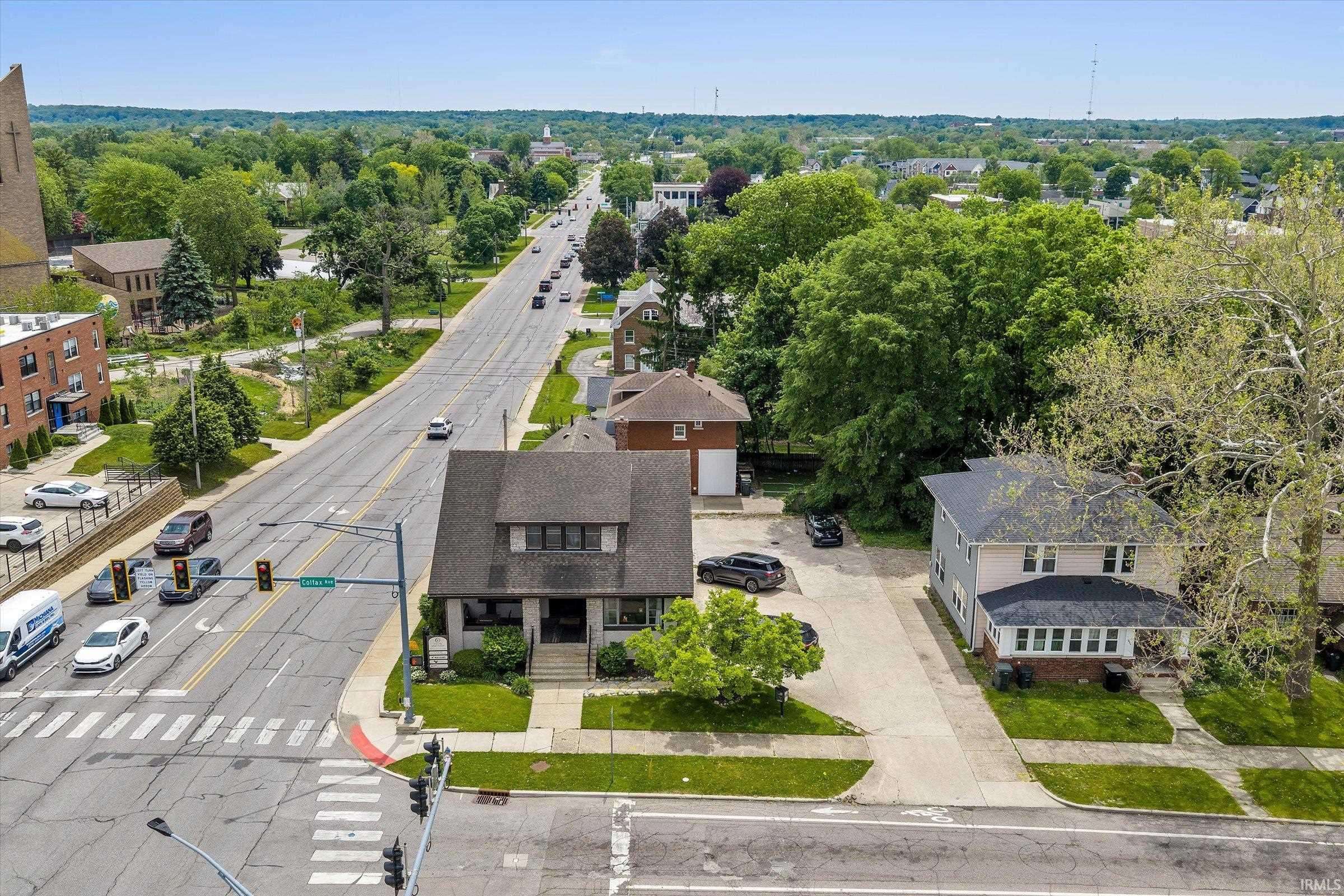 1028 & 1022 E Colfax AVE, South Bend, IN 46617-2807