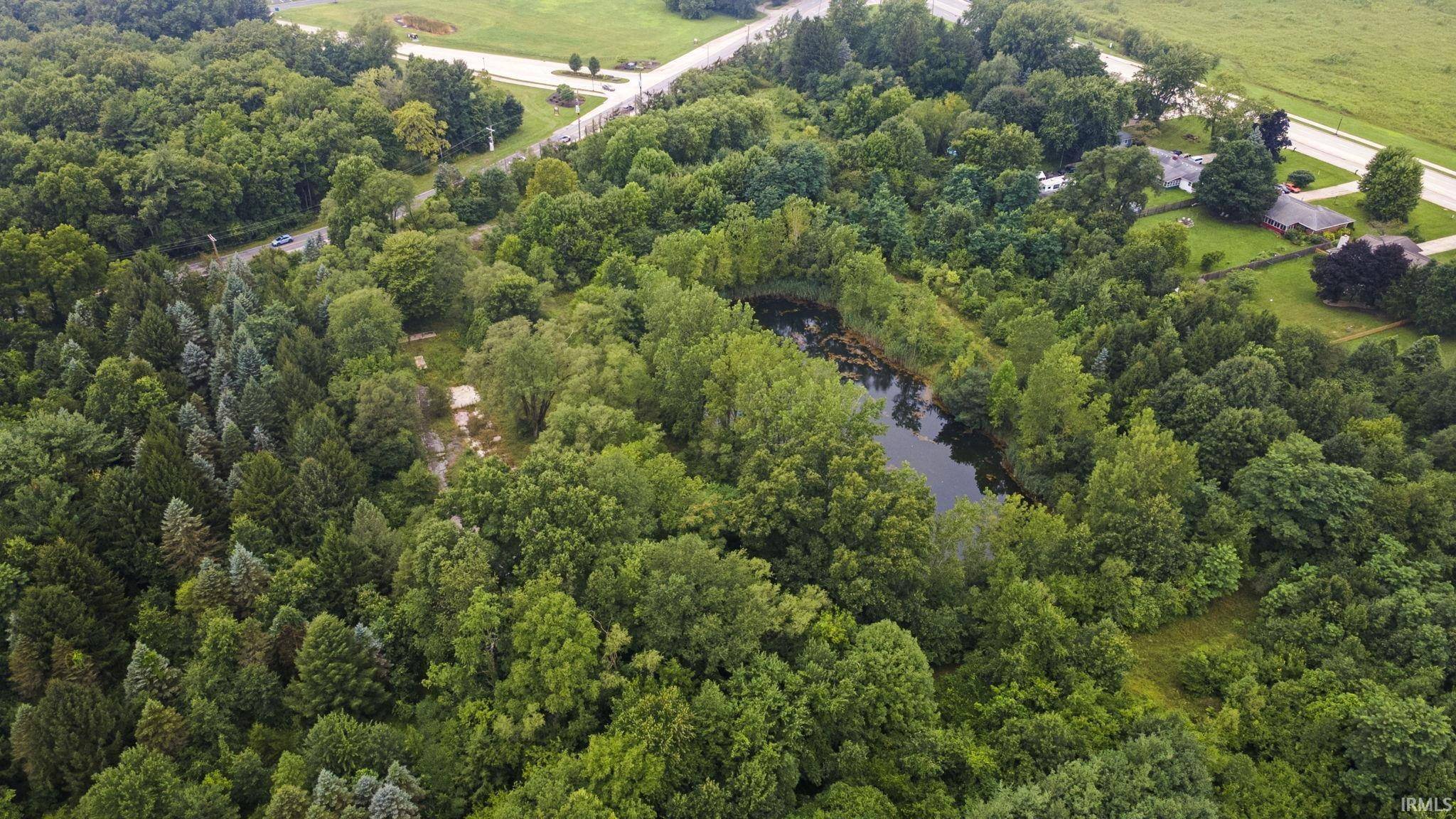54160 Fir RD, Mishawaka, IN 46545-1702