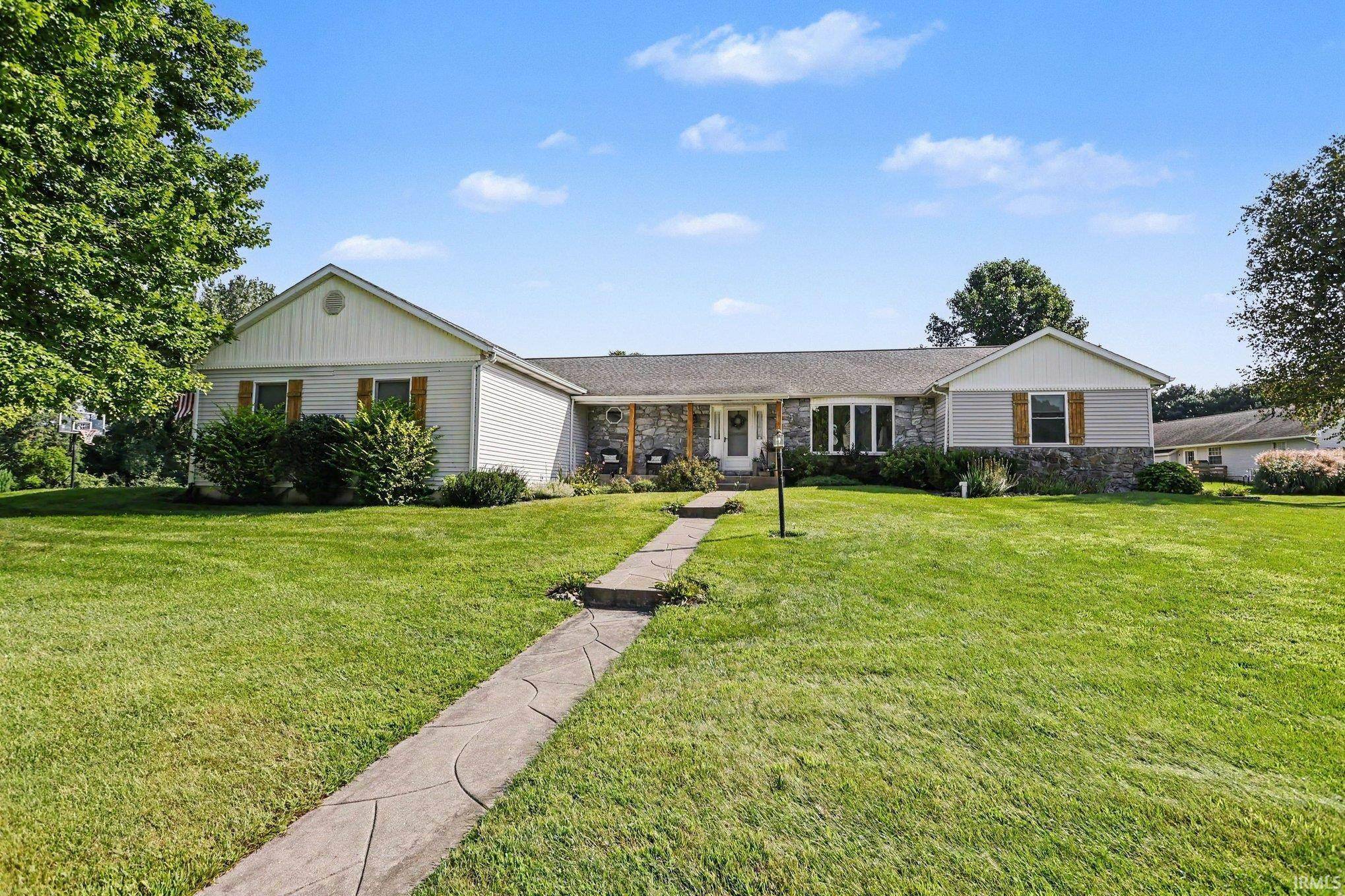 59717 Baneberry TRL, South Bend, IN 46614-4040