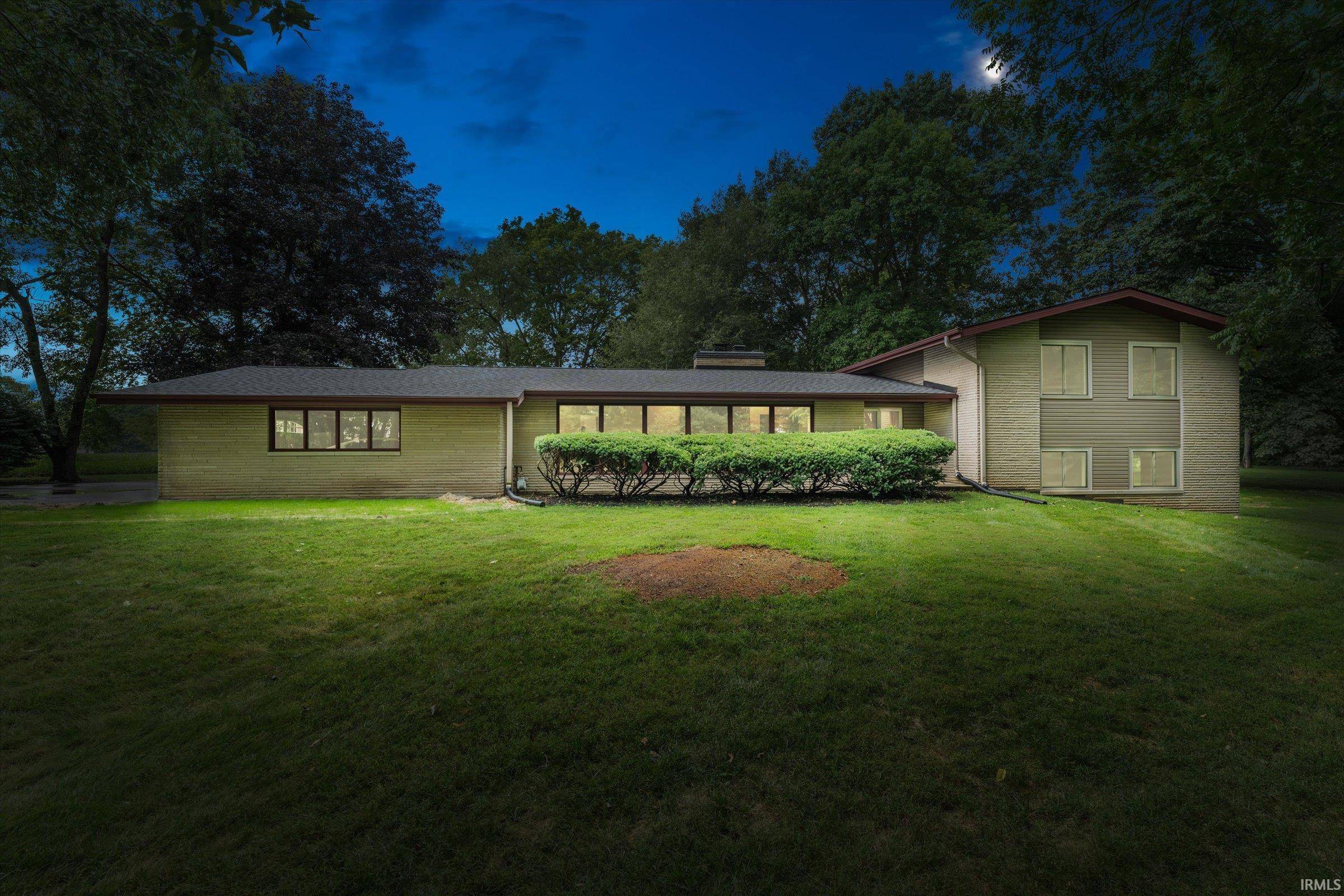 60491 County Road 15 RD, Elkhart, IN 46517