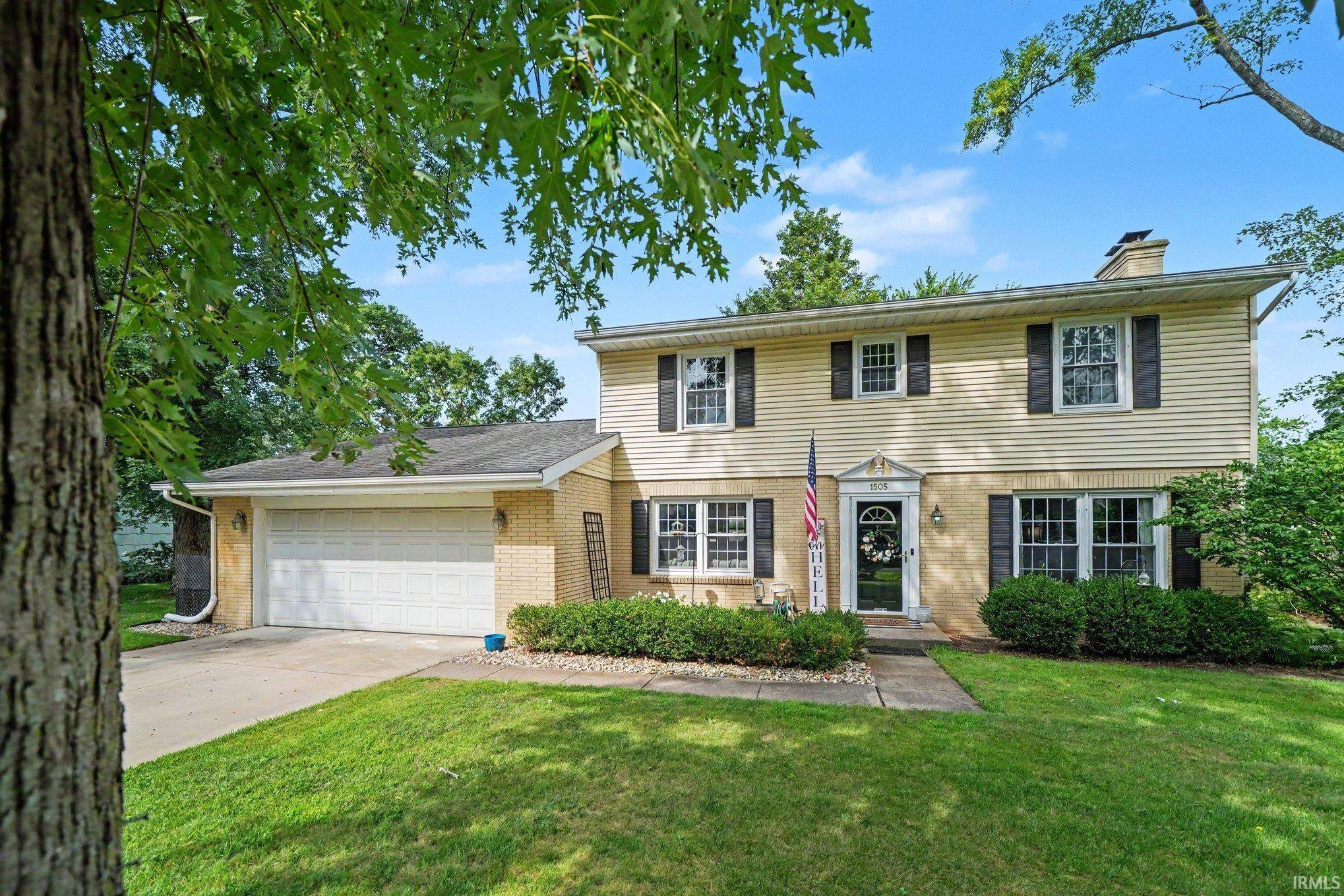 1505 Birch DR, Elkhart, IN 46514-4304