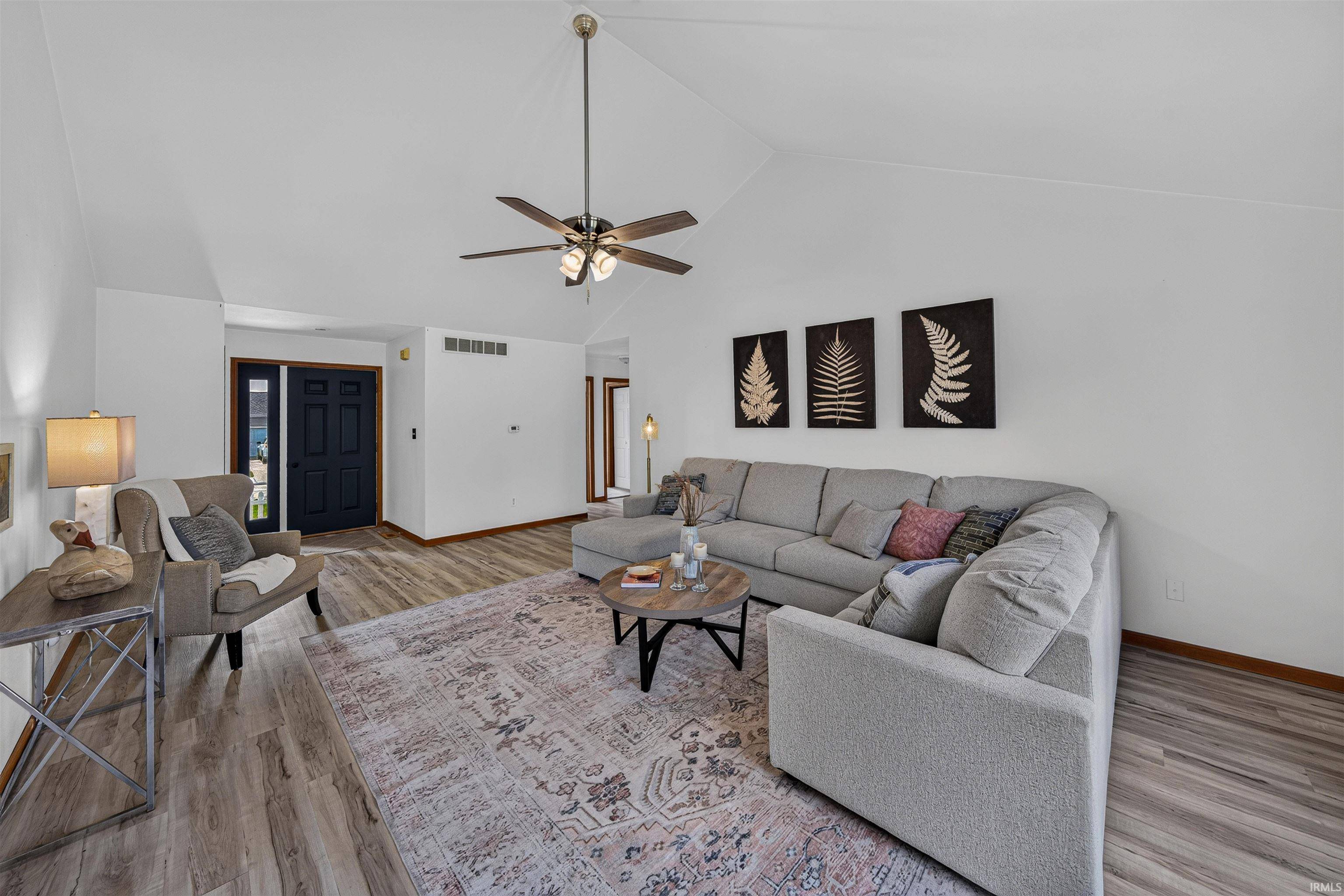 30647 Ashwood DR, Granger, IN 46530