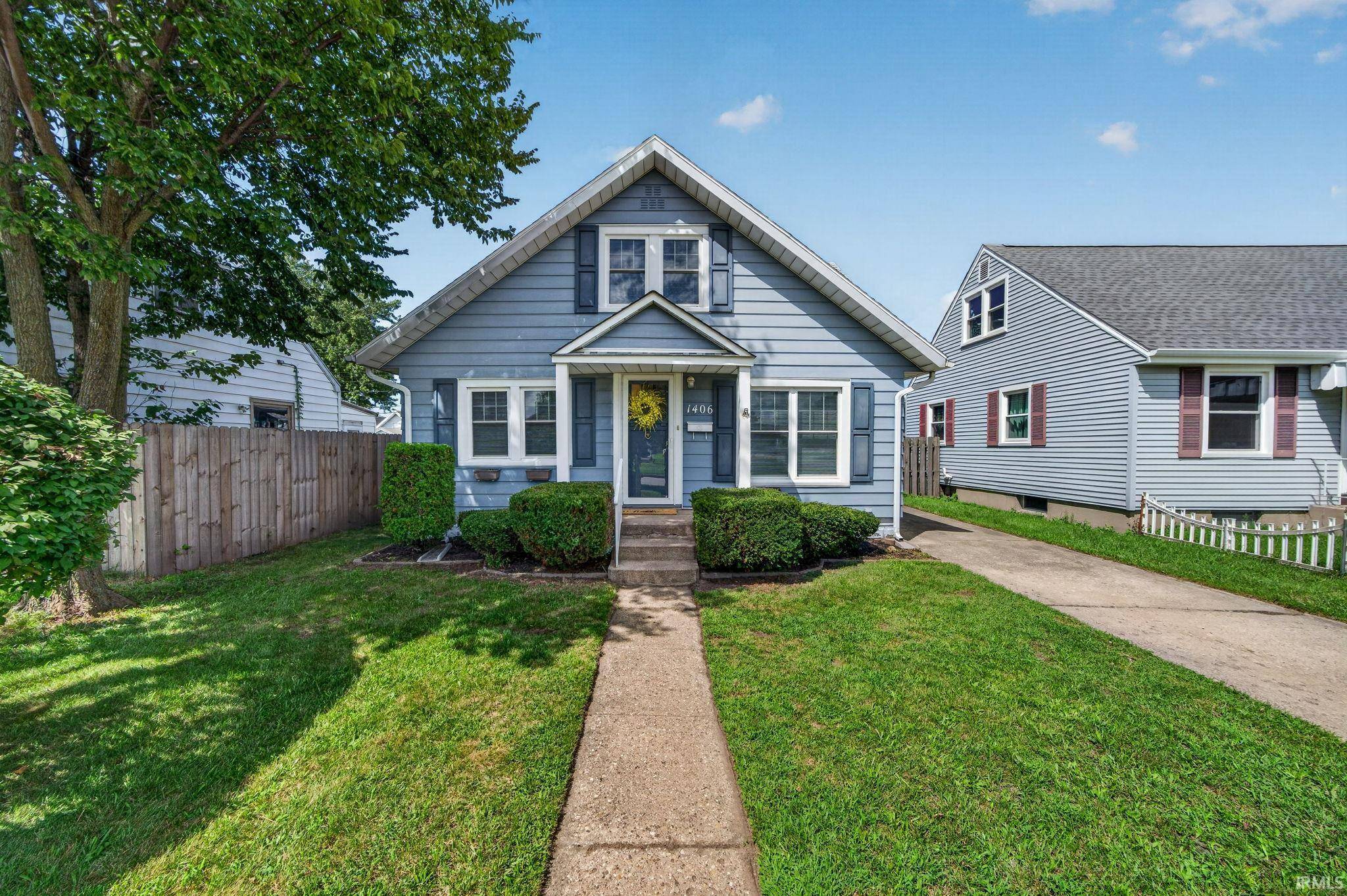 1406 Milburn BLVD, Mishawaka, IN 46544-4638