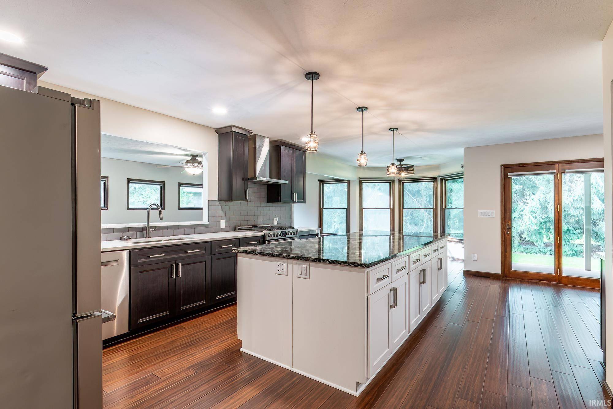 2344 S Old Ditch RD, Warsaw, IN 46580