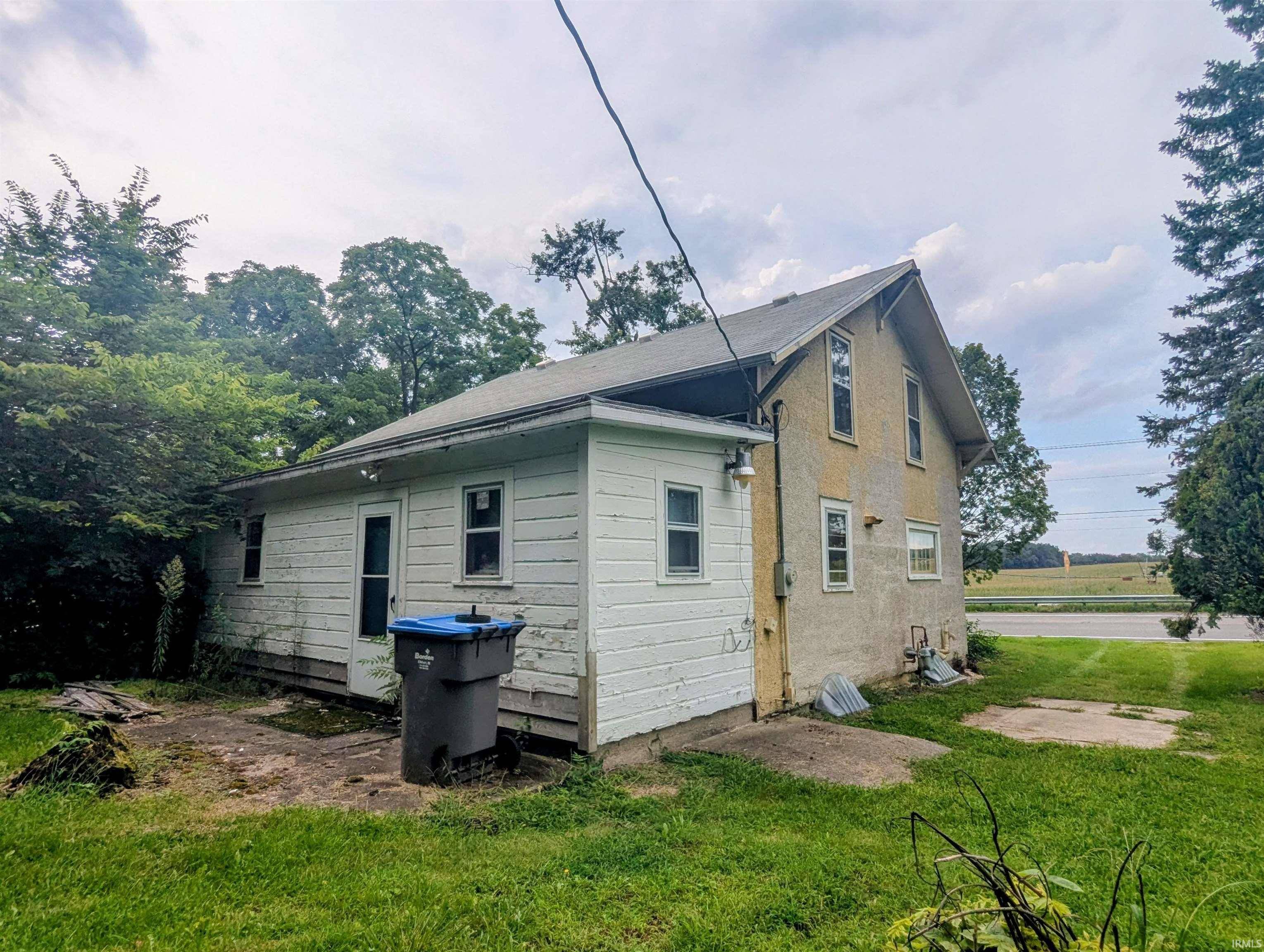 2206 Lincoln AVE, Goshen, IN 46528