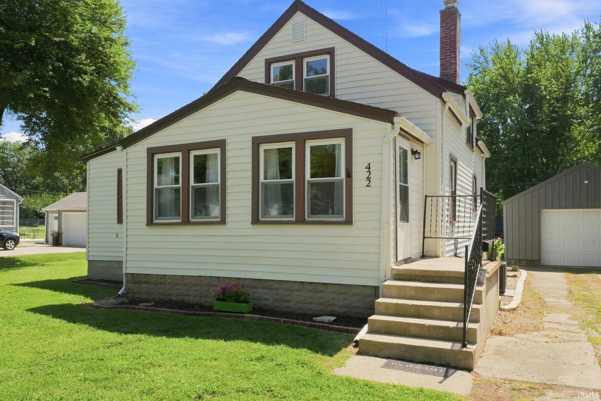 422 Charles ST, Plymouth, IN 46563