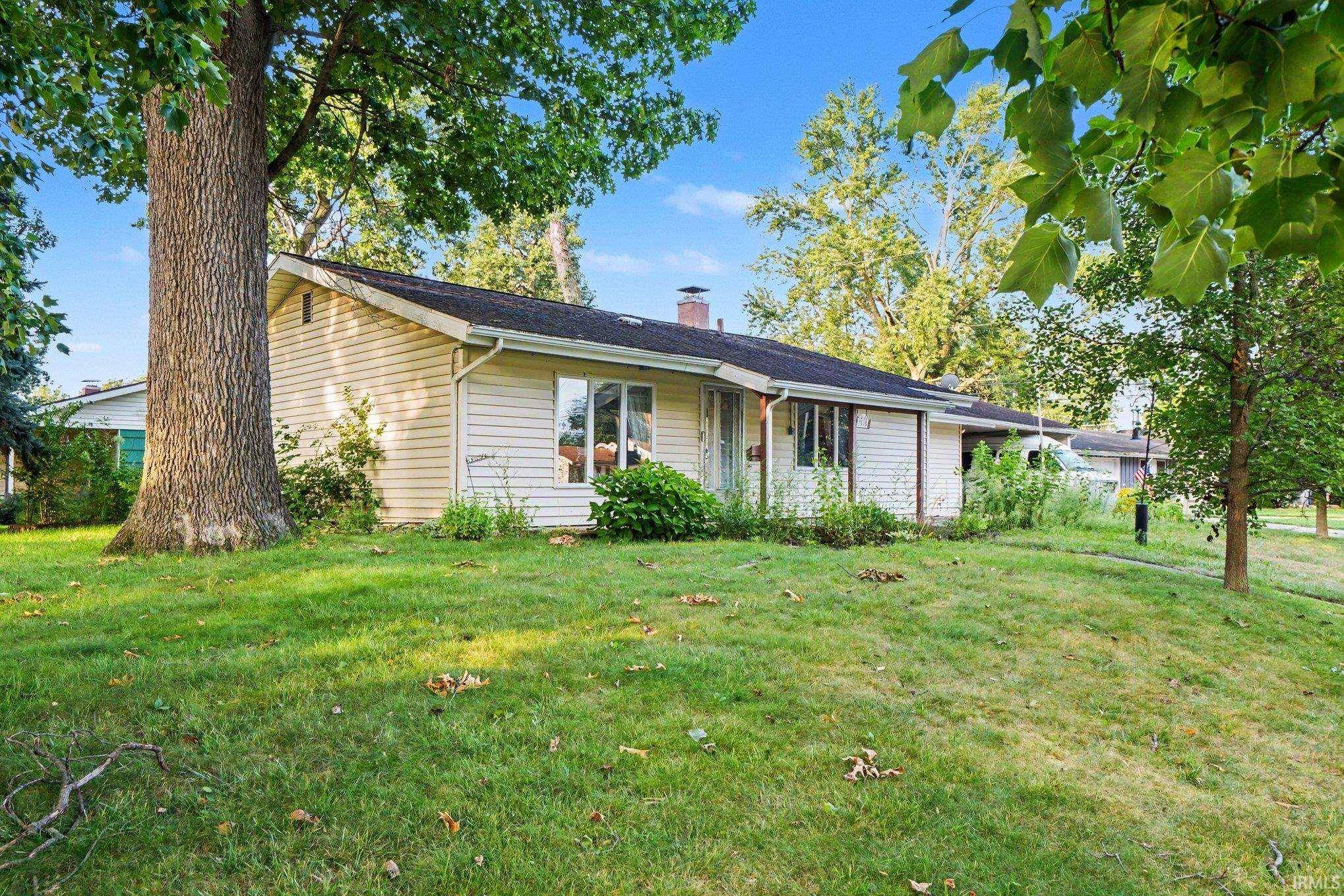 3518 Rexford DR, South Bend, IN 46615-3745