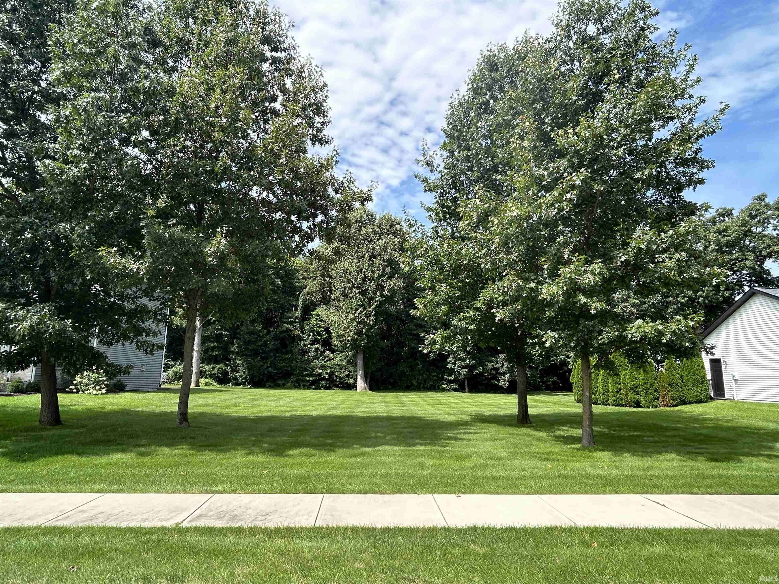54515 Pierre Trails DR, Osceola, IN 46561