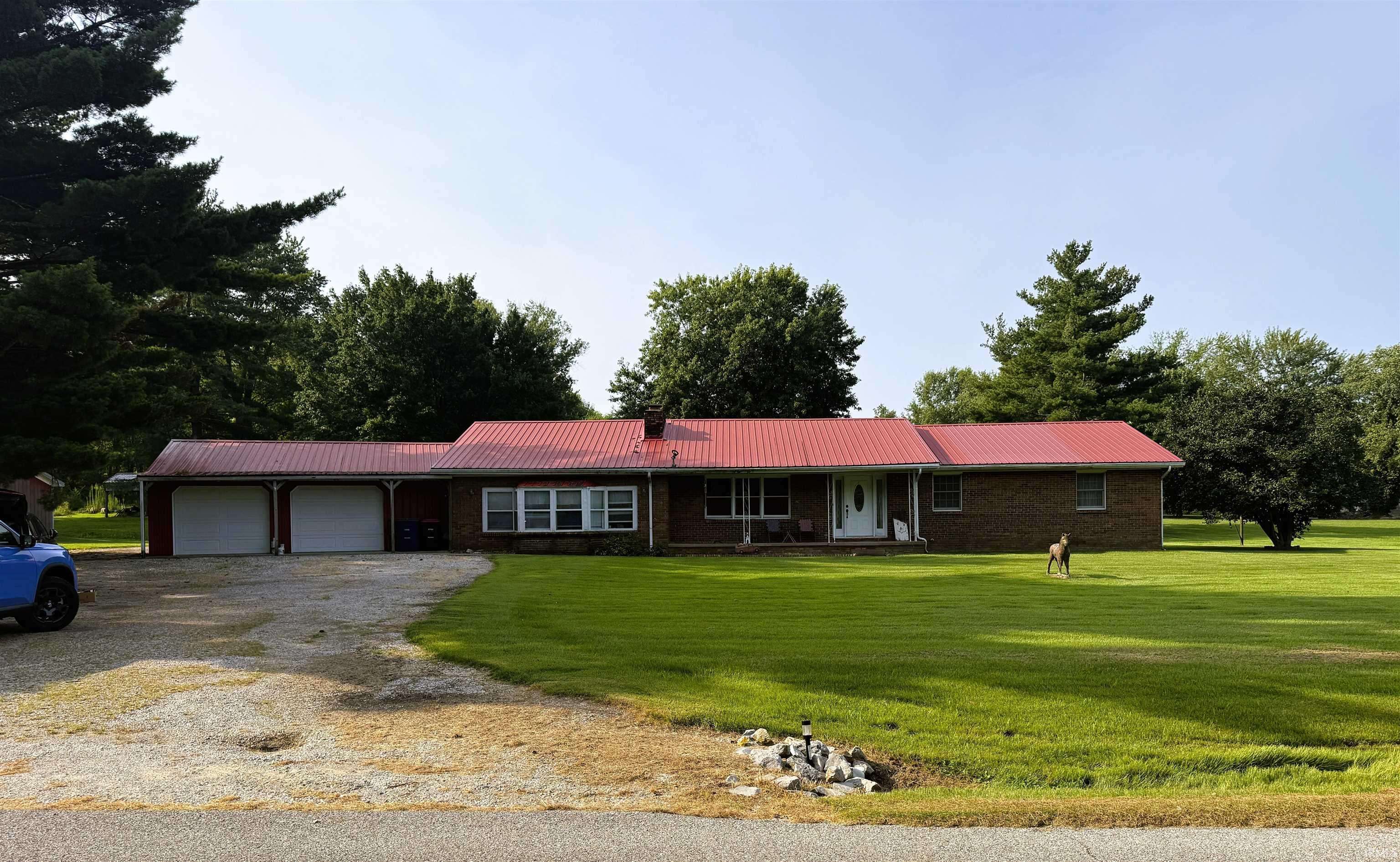 2655 E Degonia RD, Boonville, IN 47601