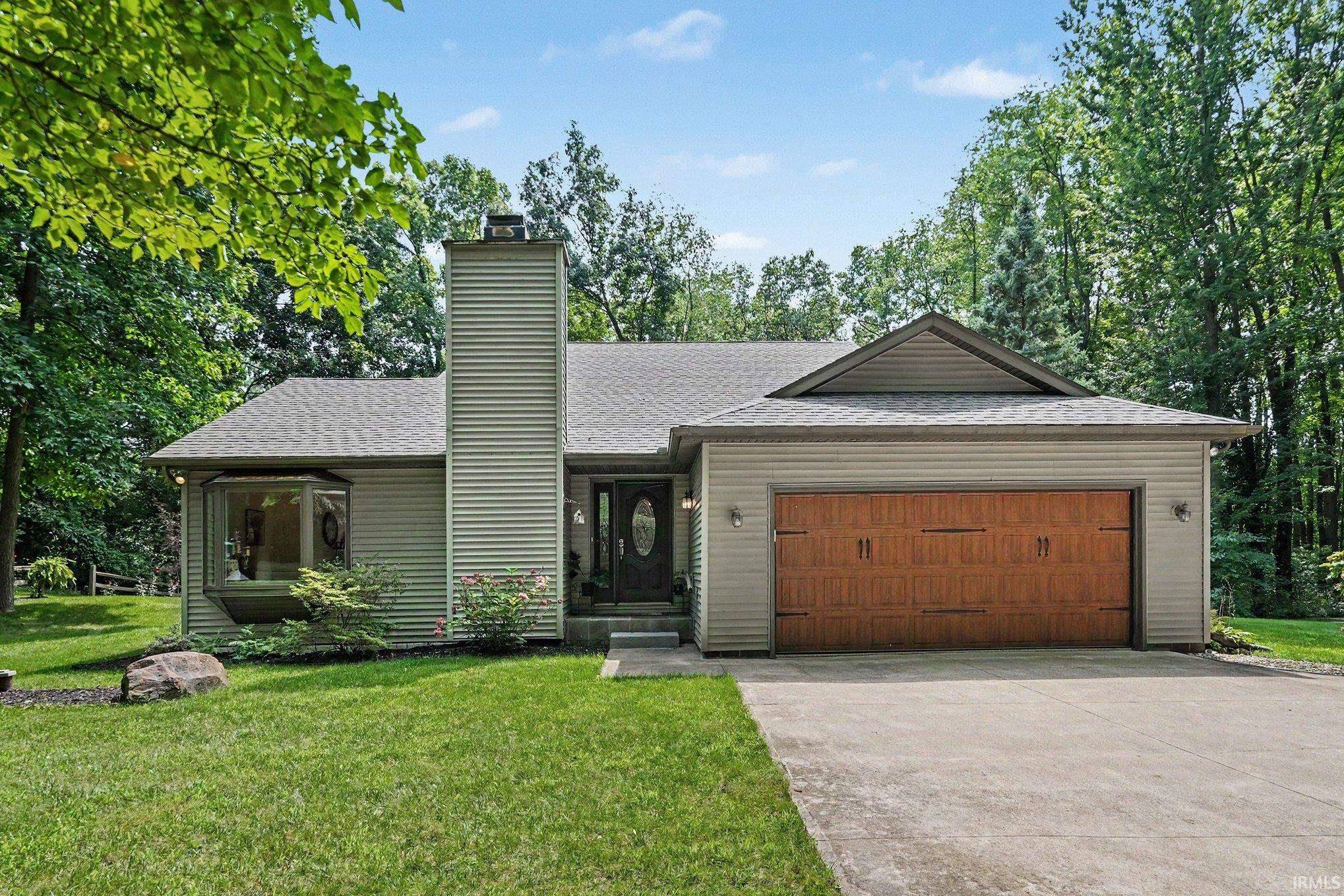17527 County Road 14 ***, Goshen, IN 46528