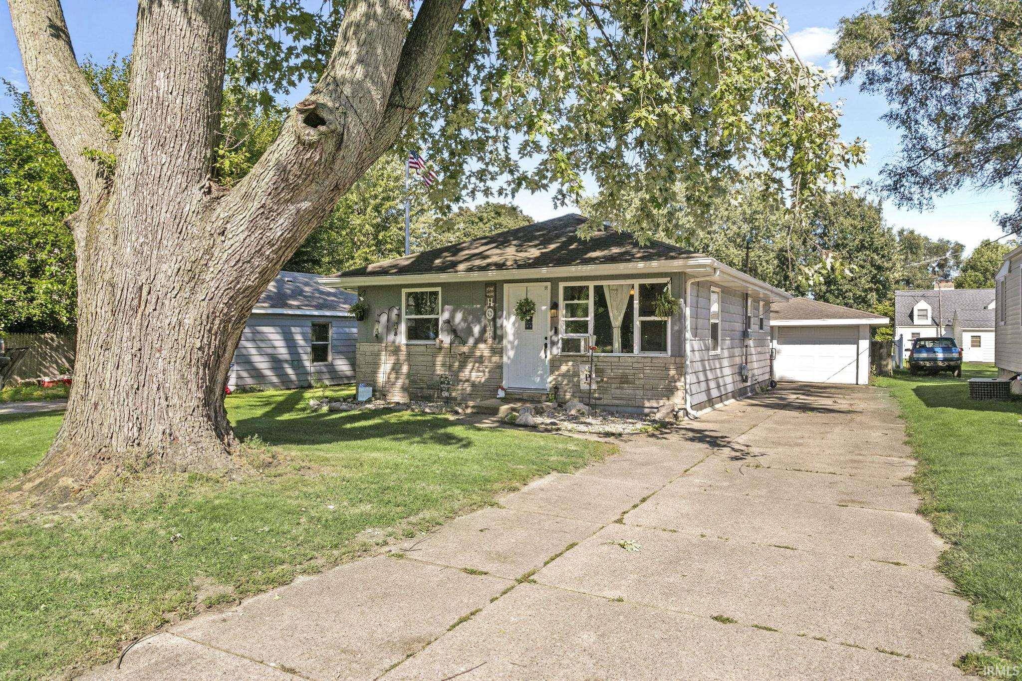 58778 Campbell ST, Mishawaka, IN 46544-6752