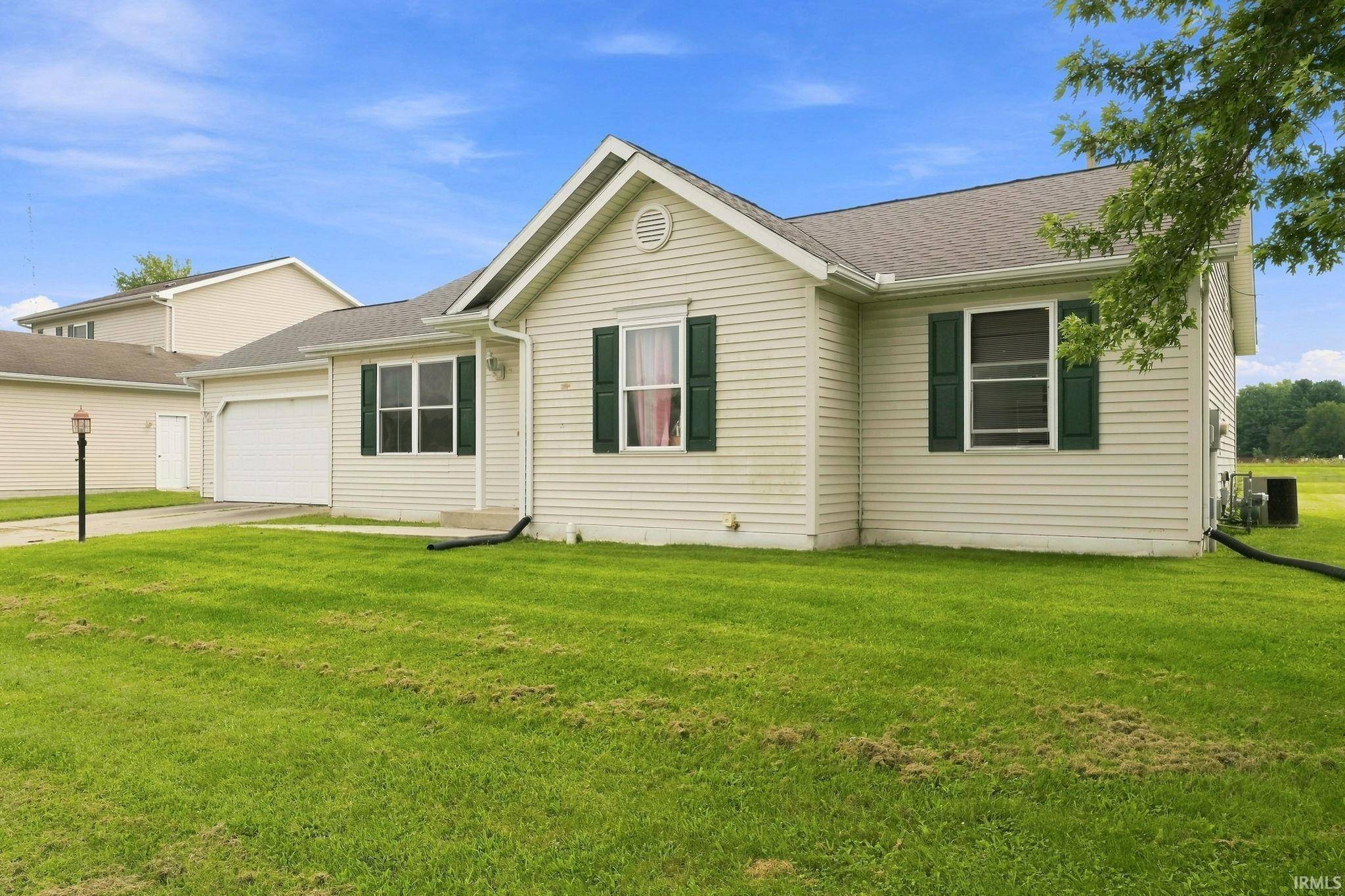 1108 HARVEST DR, Goshen, IN 46526