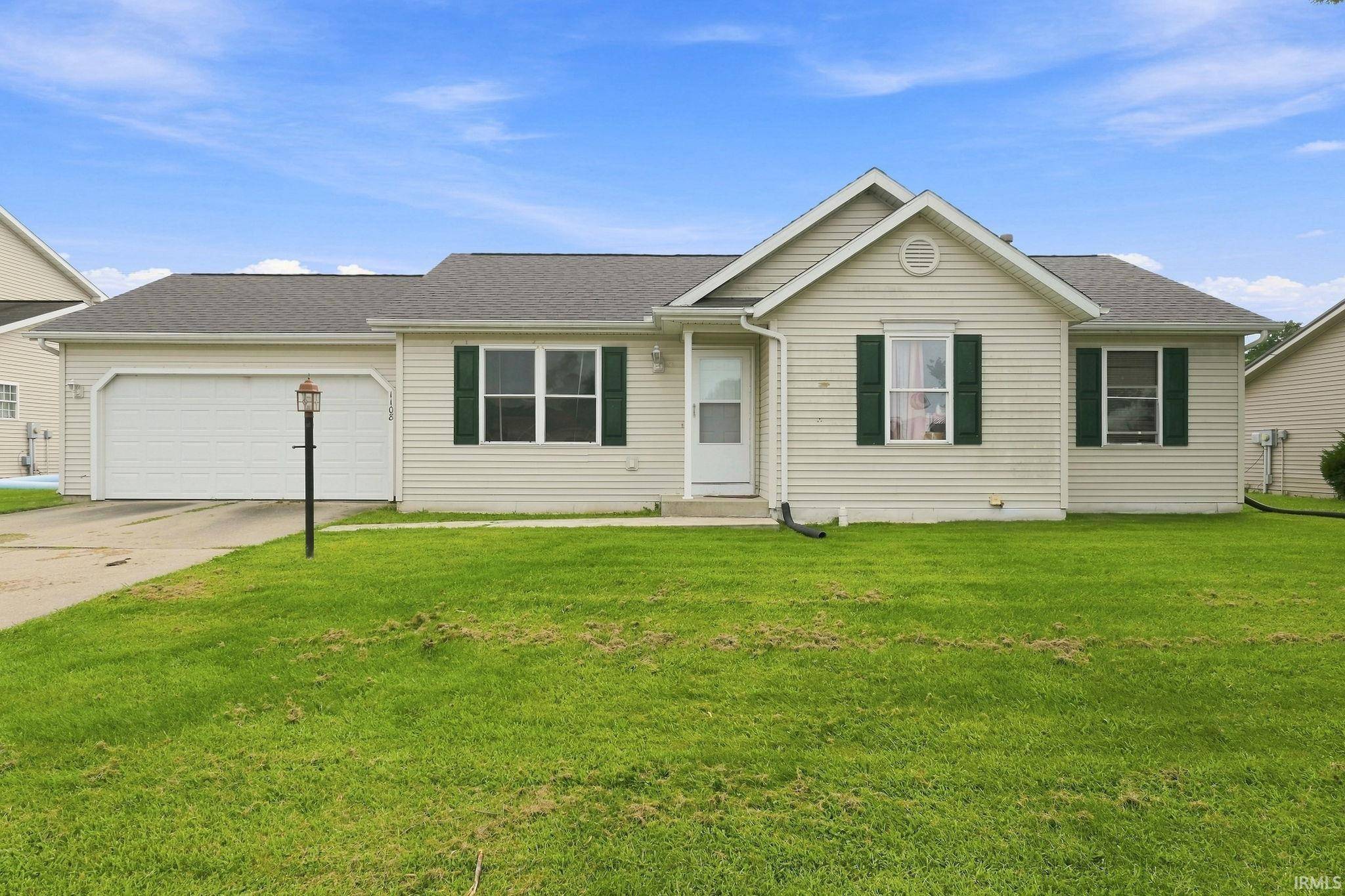 1108 HARVEST DR, Goshen, IN 46526