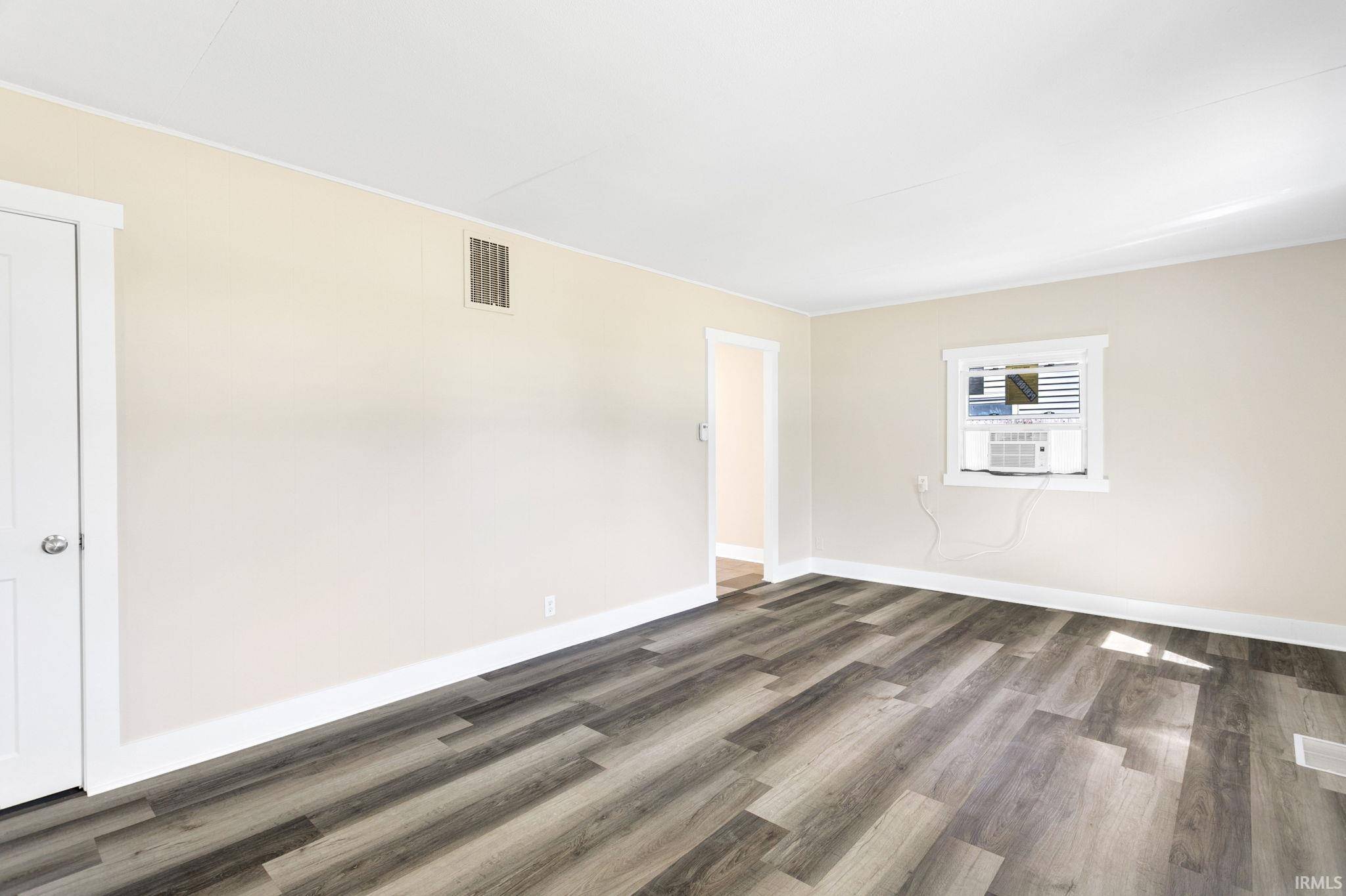 3707 Addison ST, South Bend, IN 46614-1809