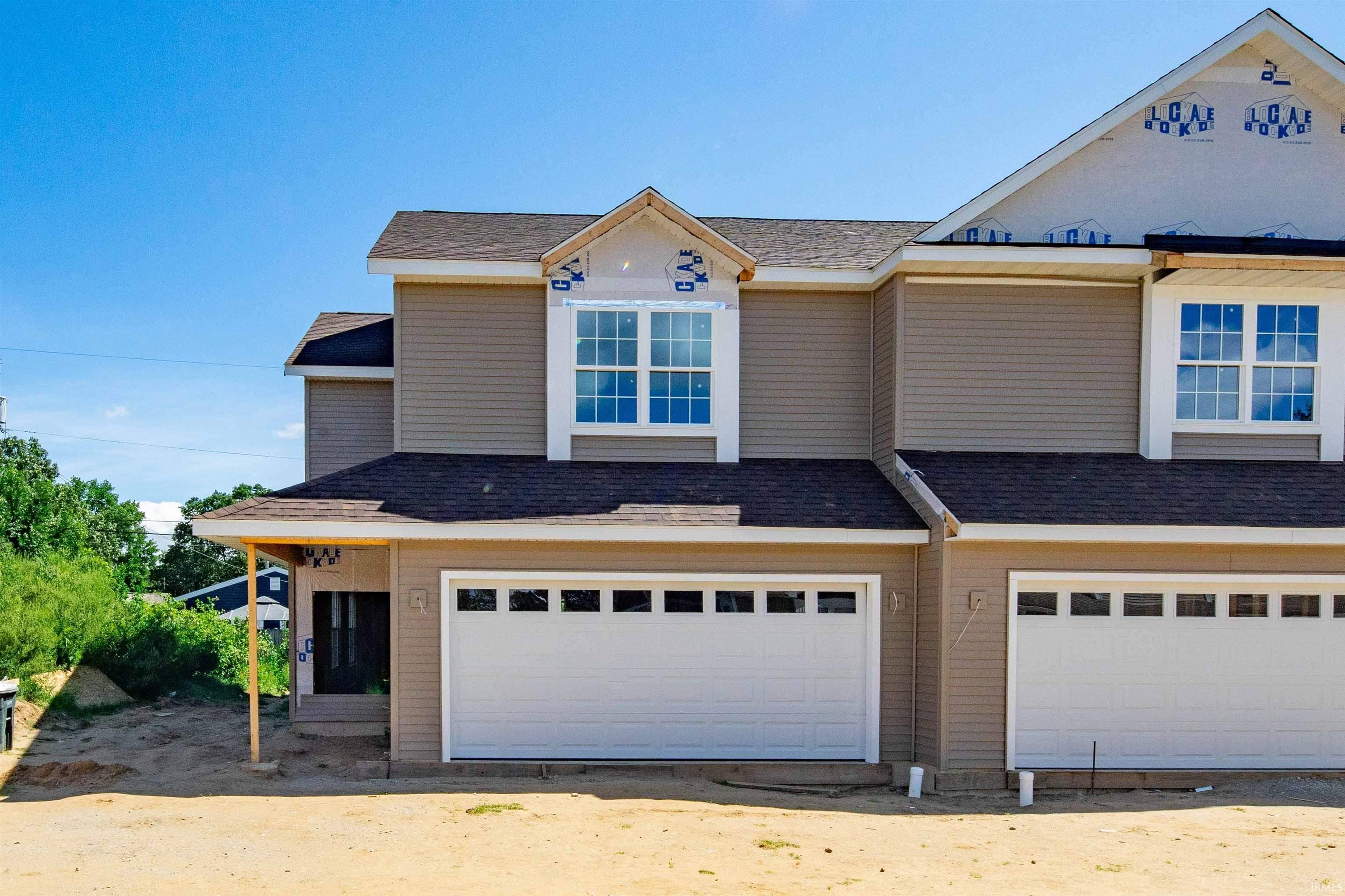 942 Keenan CT, South Bend, IN 46615-3626