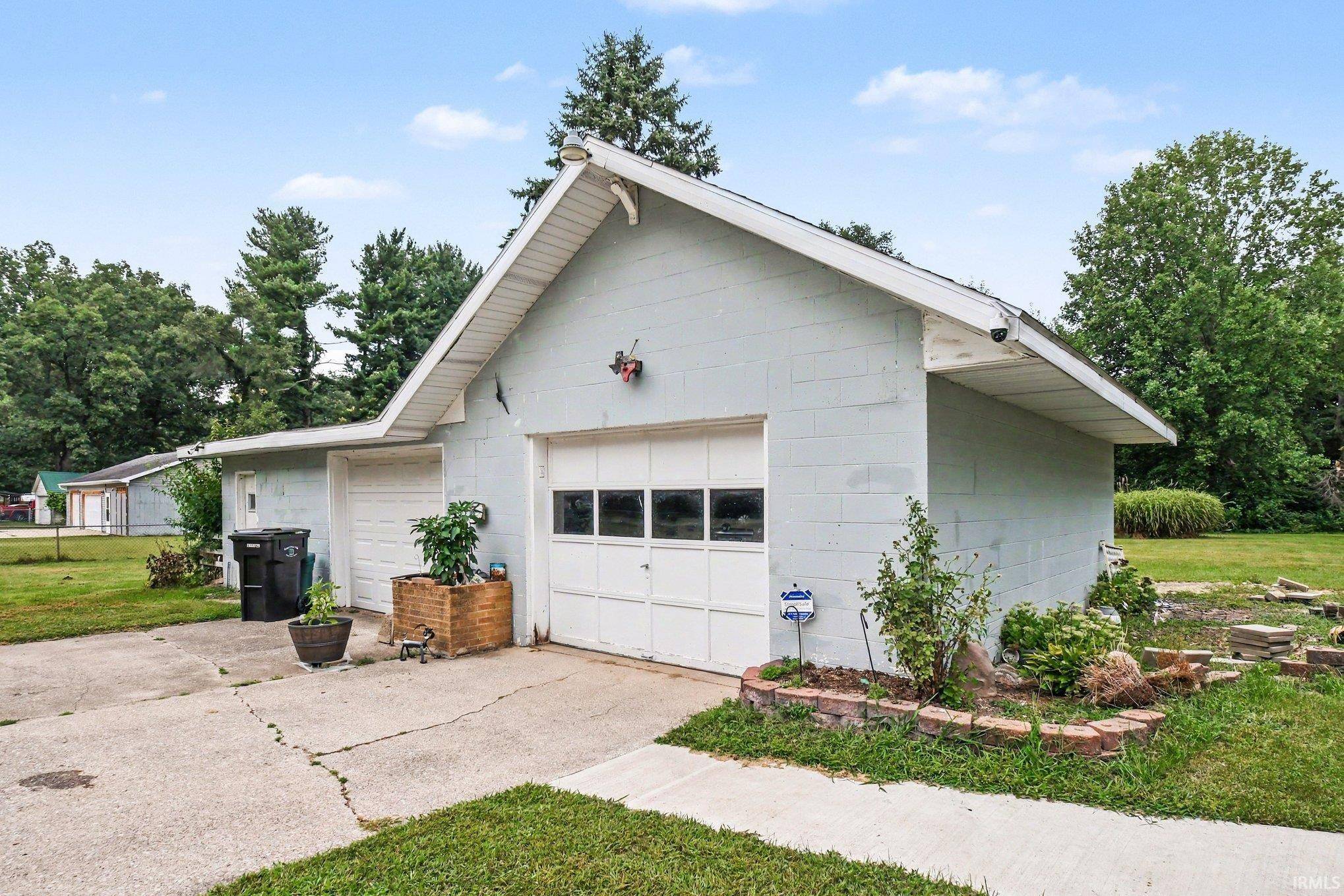 56408 Orchid RD, South Bend, IN 46619