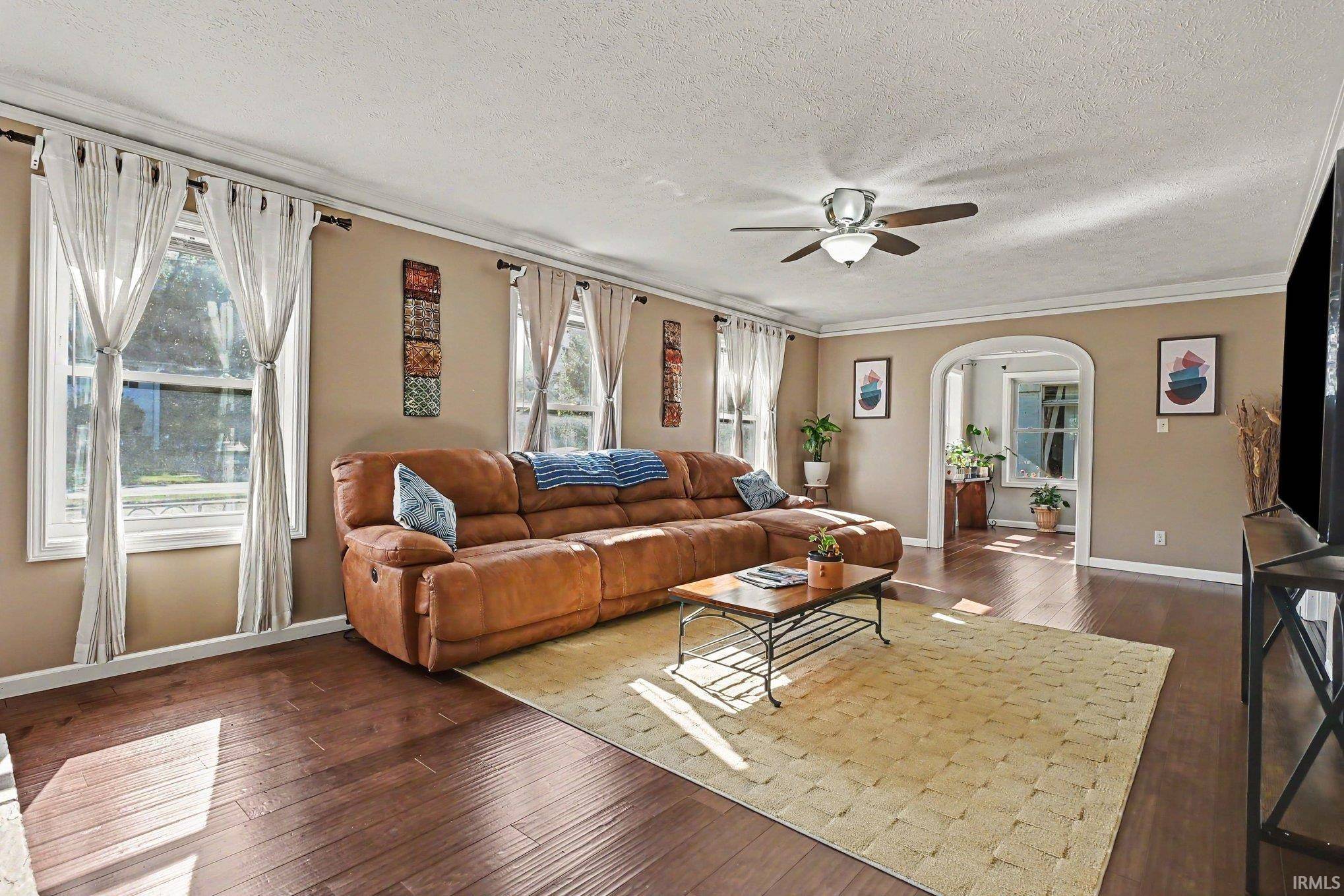 1713 Wilber ST, South Bend, IN 46628-3255