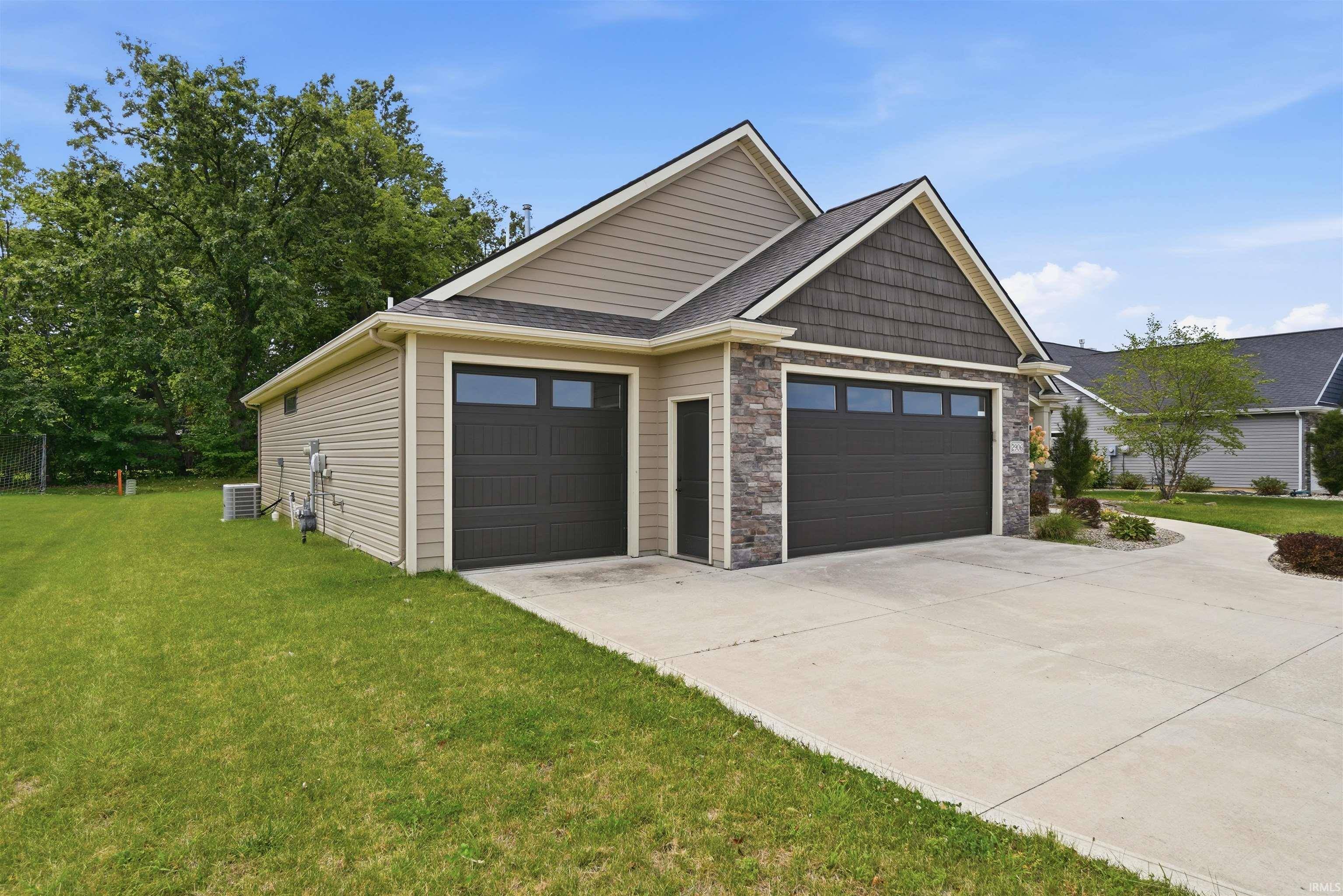 2906 Leon CV, Fort Wayne, IN 46845