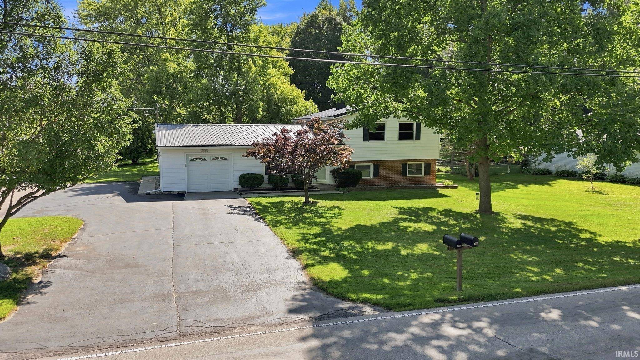 270 N 175 E. ***, Warsaw, IN 46580