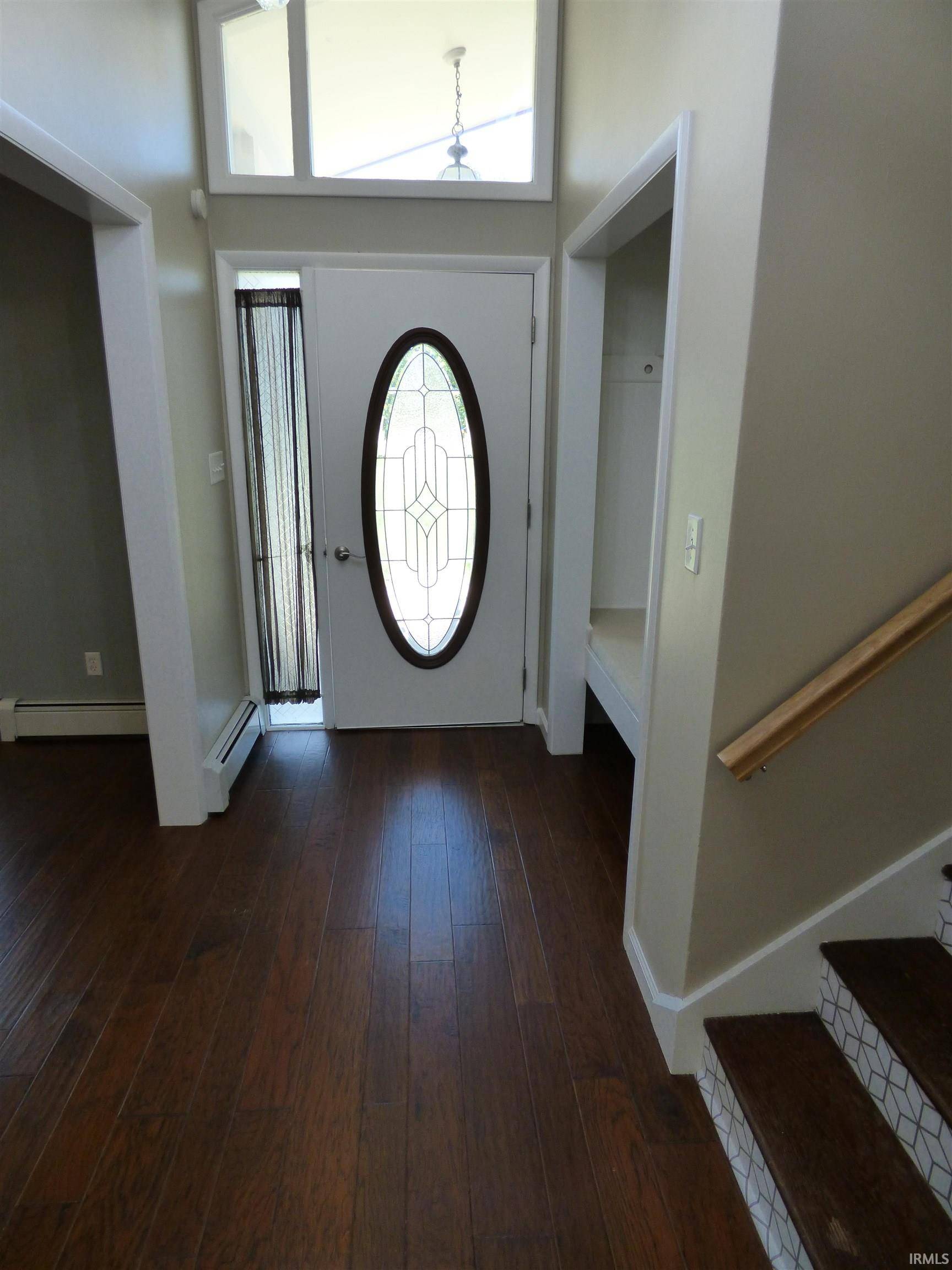5434 Miami ST, South Bend, IN 46614-6033